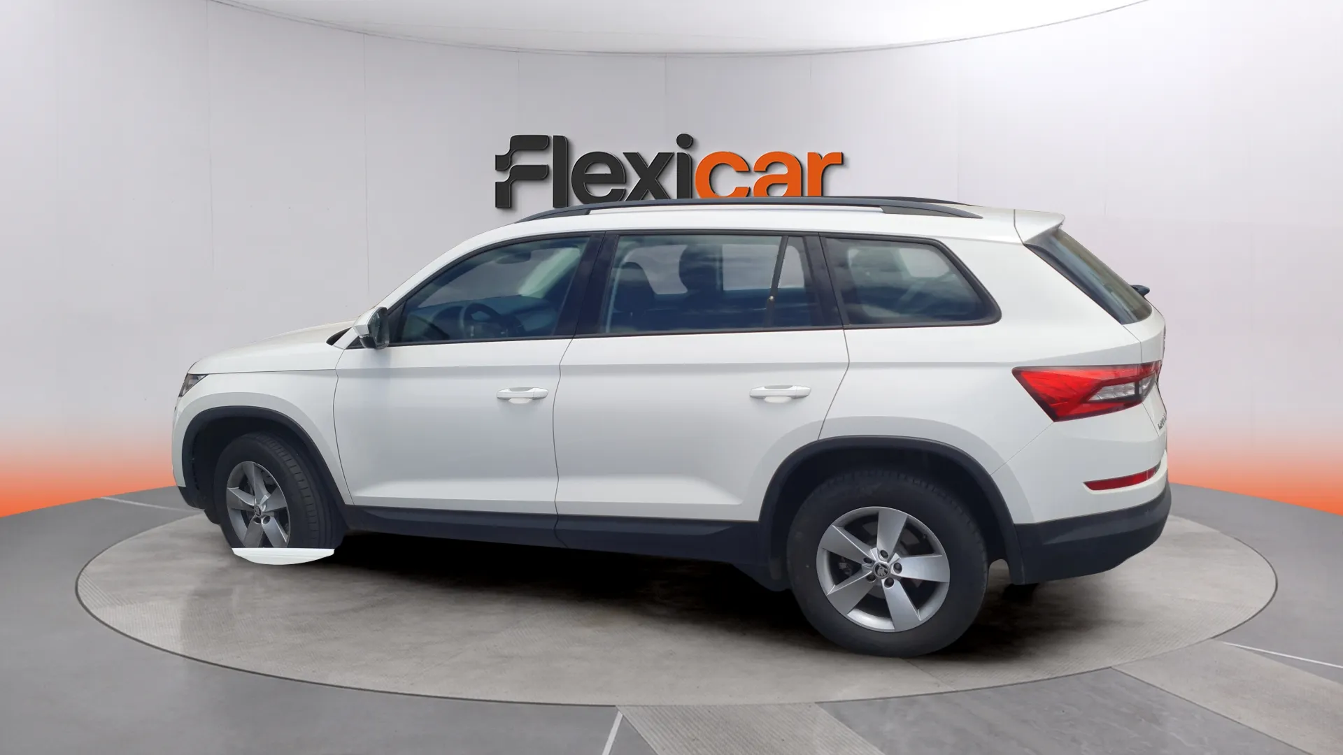 Škoda Kodiaq 2.0 TSI DSG 4x4 L&K - foto 5