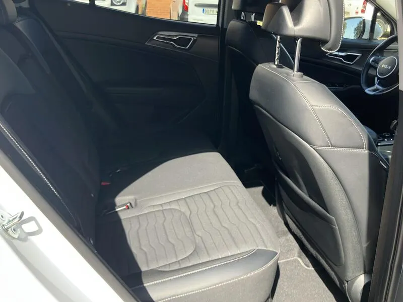 Kia Sportage Tech Hybrid 1.6 T-GDi - foto 33