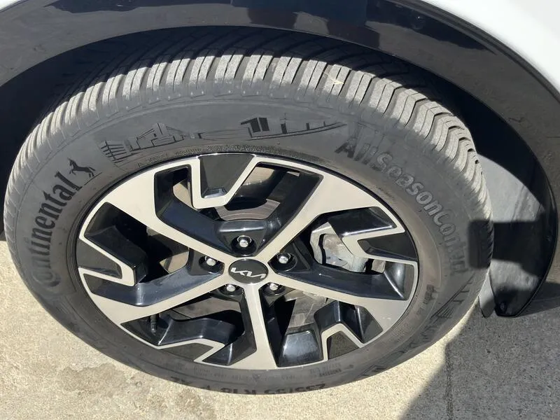 Kia Sportage Tech Hybrid 1.6 T-GDi - foto 28