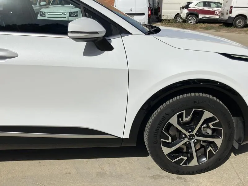 Kia Sportage Tech Hybrid 1.6 T-GDi - foto 27