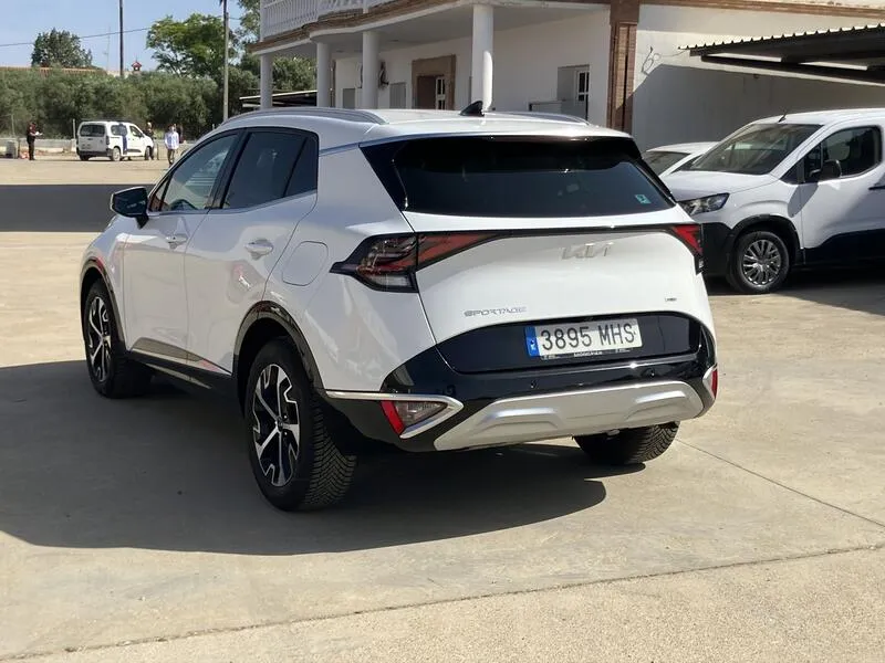 Kia Sportage Tech Hybrid 1.6 T-GDi - foto 4