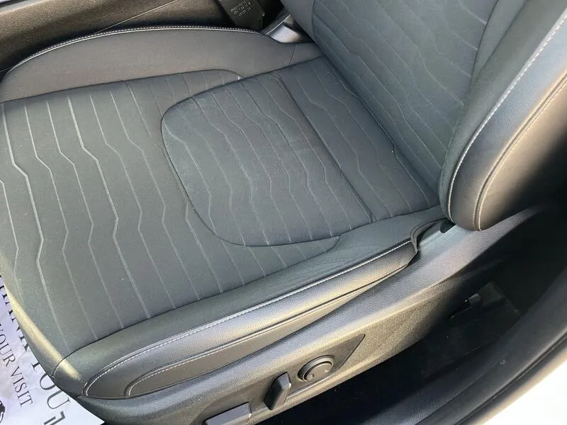 Kia Sportage Tech Hybrid 1.6 T-GDi - foto 13