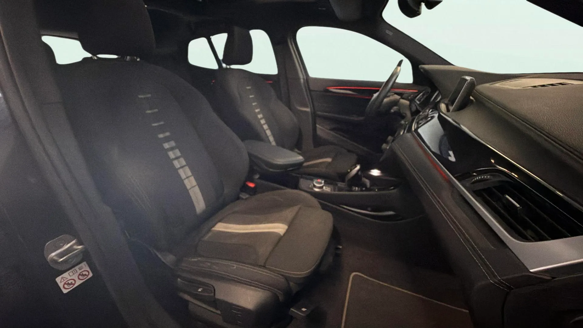 BMW X2 sDrive18i - foto 11