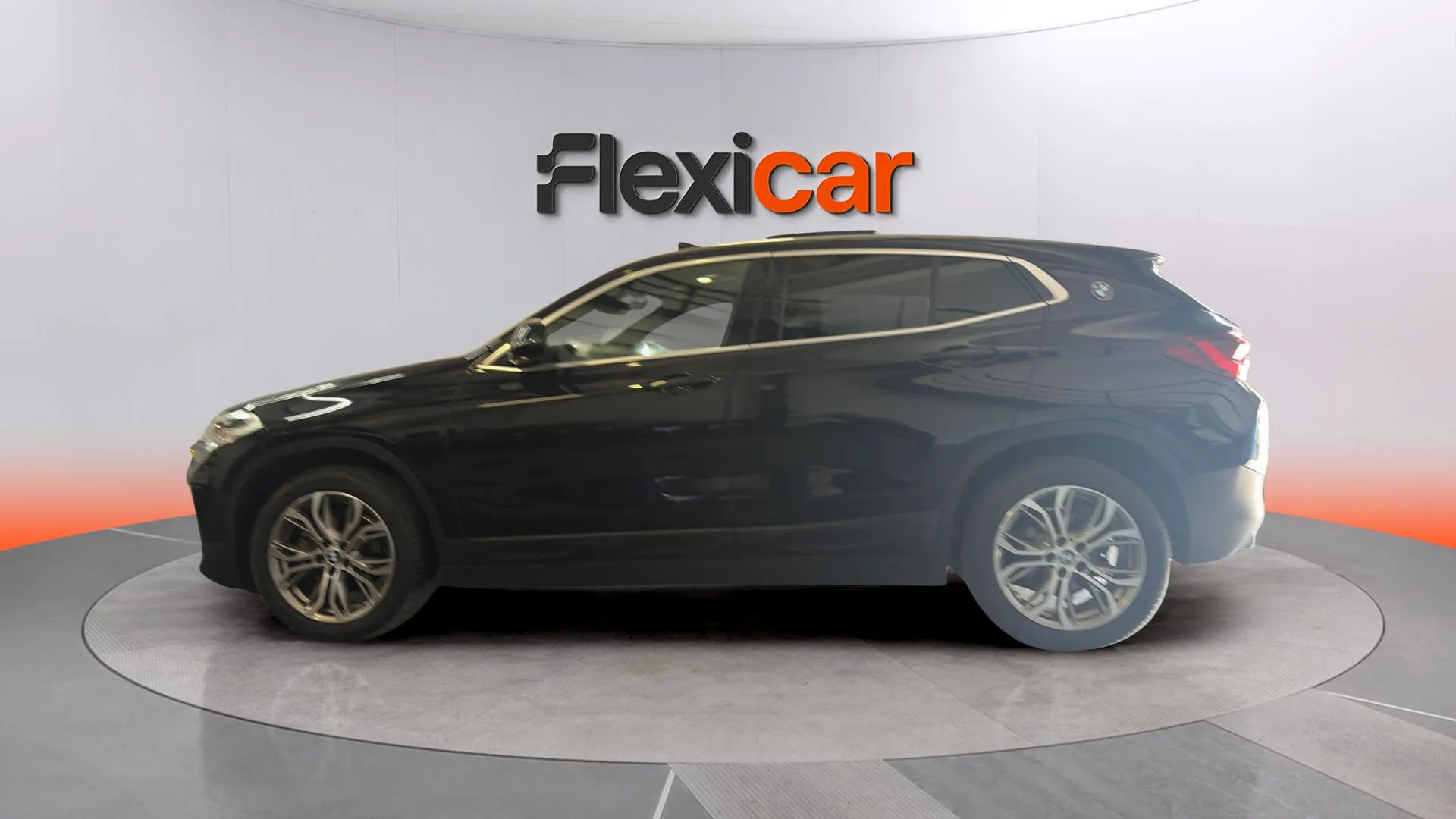 BMW X2 sDrive18i - foto 4