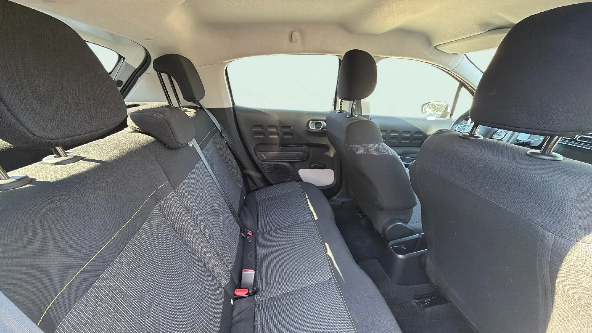 Citroën C3 PureTech Plus - foto 18
