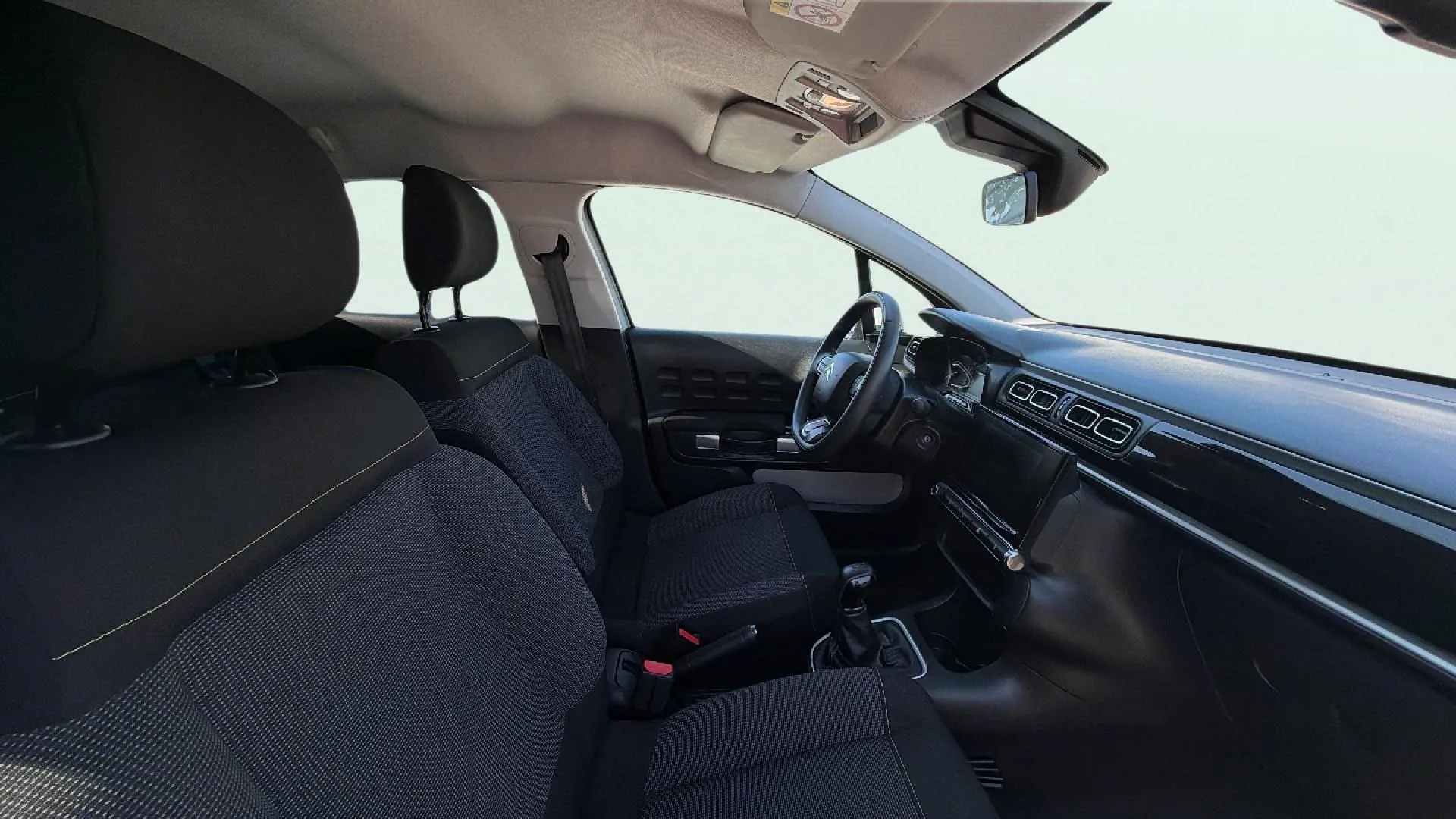 Citroën C3 PureTech Plus - foto 17