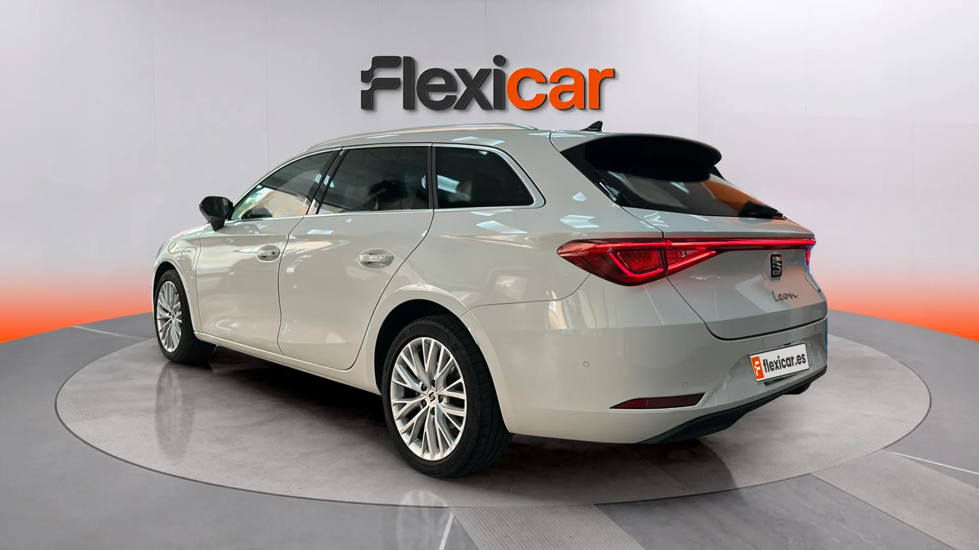 SEAT León SP 1.4 e-Hybrid DSG Xcellence - foto 5