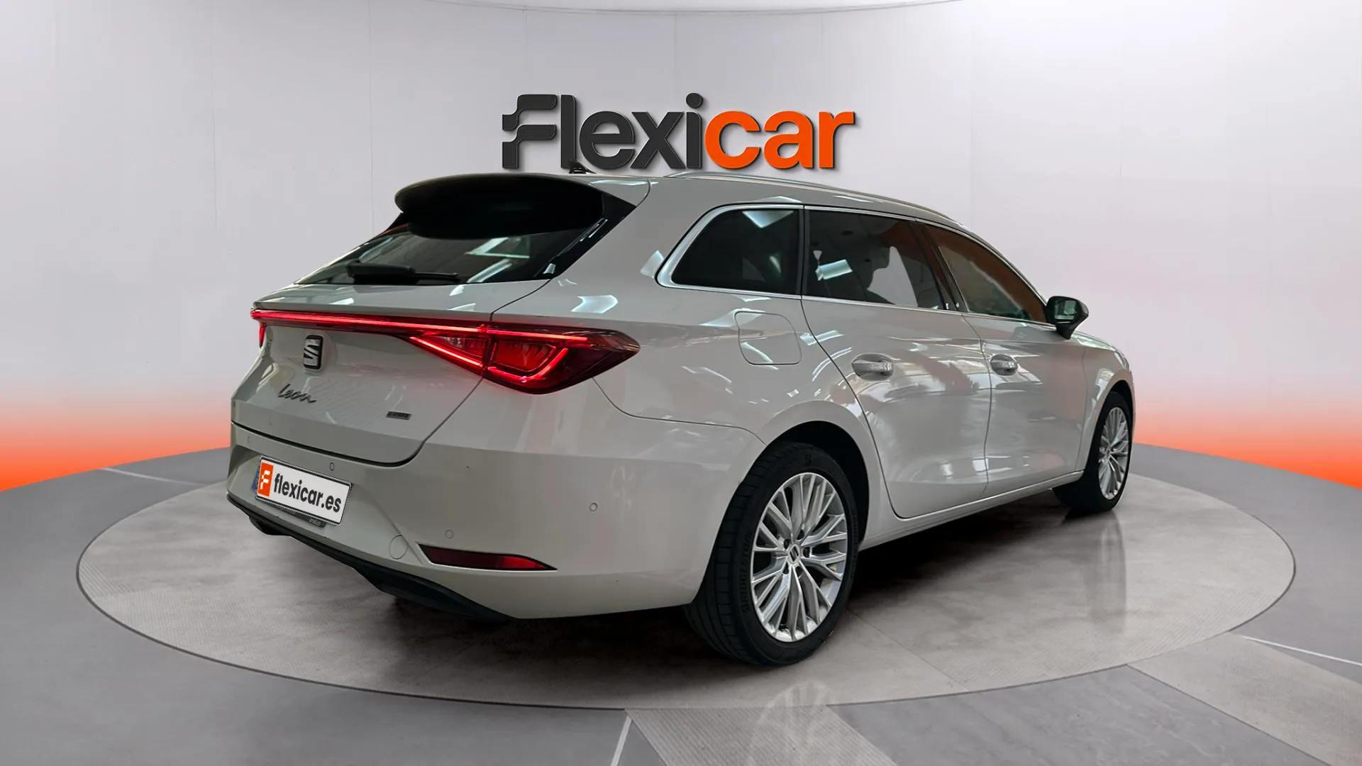 SEAT León SP 1.4 e-Hybrid DSG Xcellence - foto 7