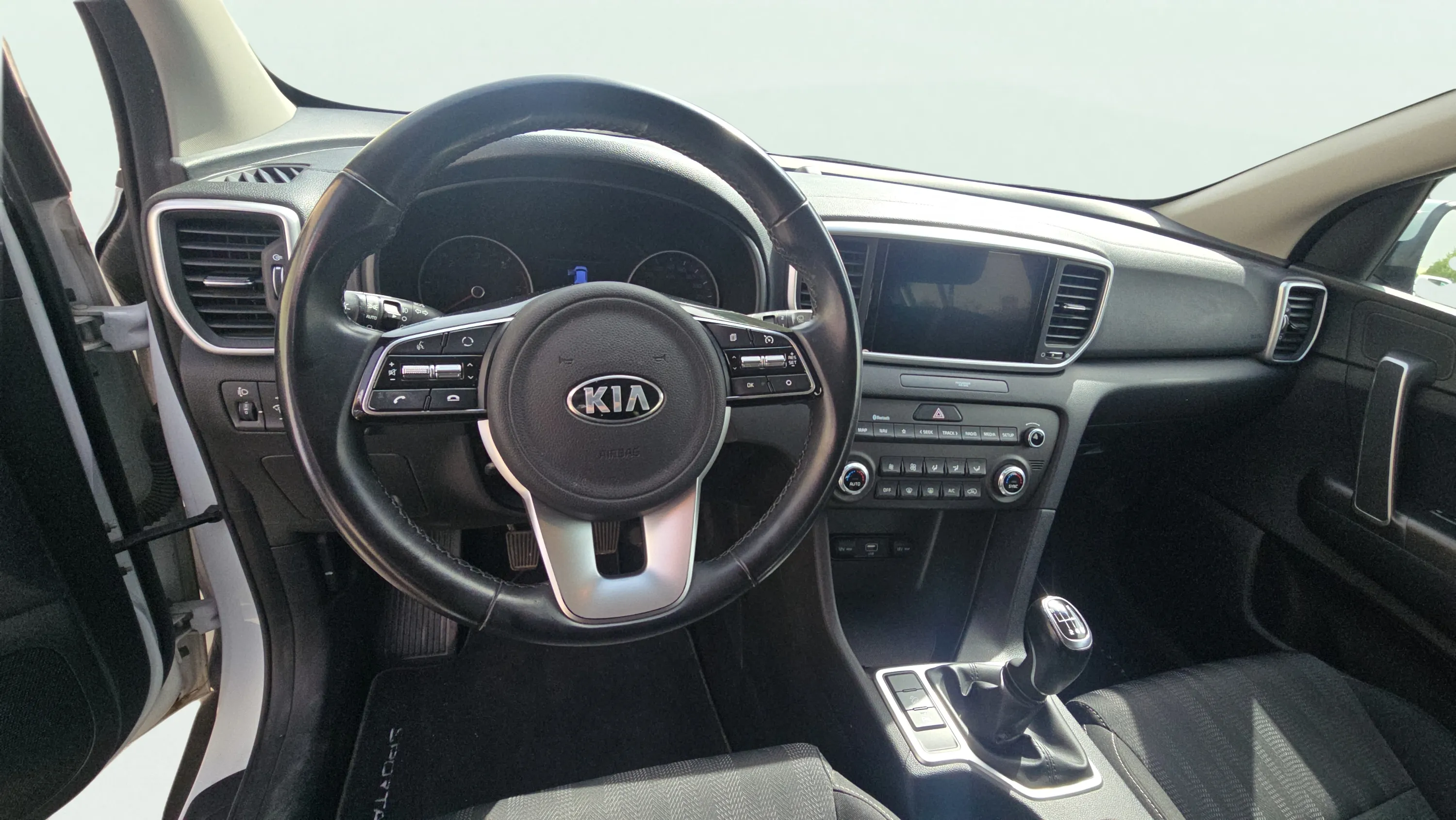 Kia Sportage 1.6 CRDi MHEV Business 4x2 - foto 13