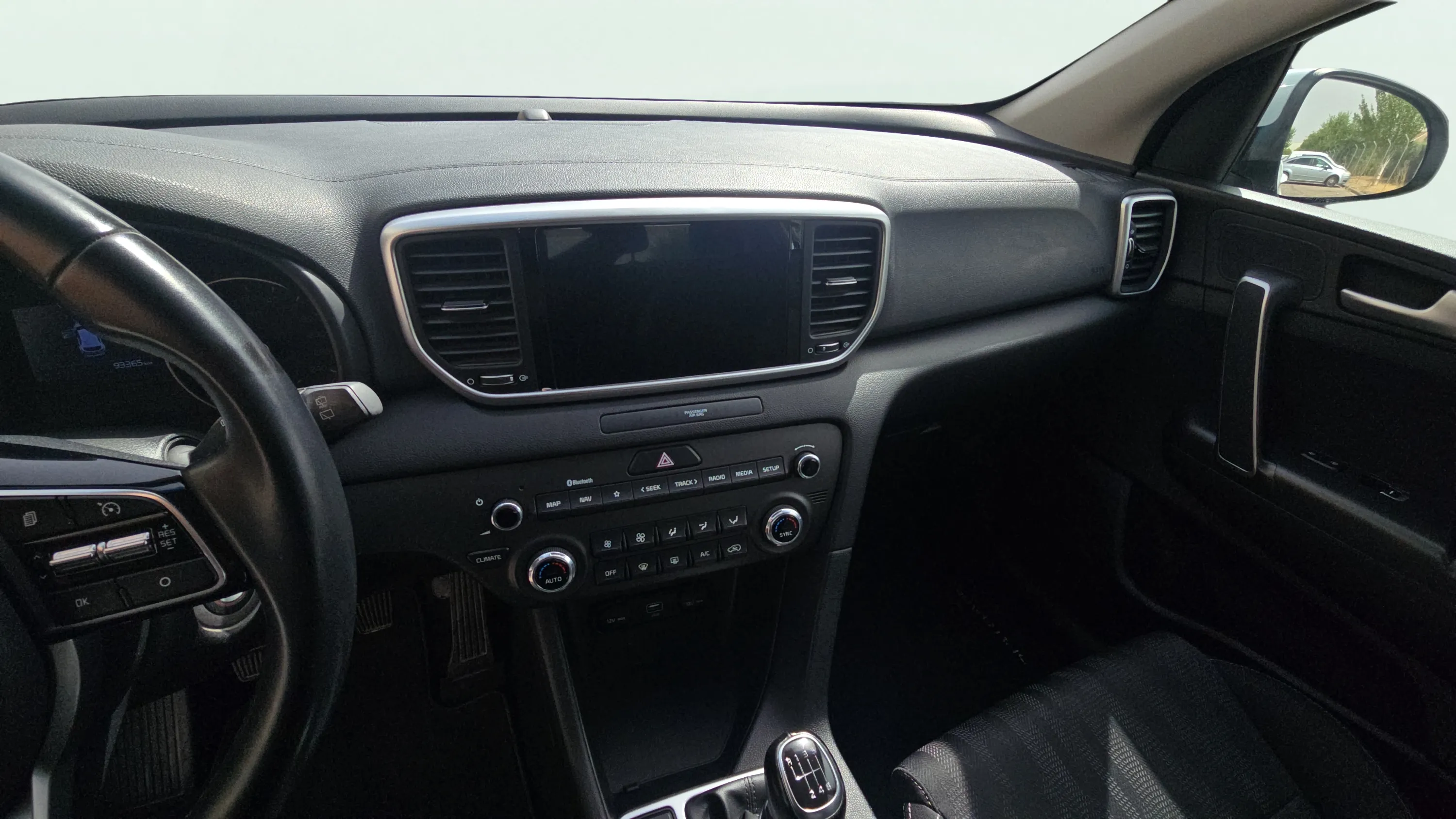 Kia Sportage 1.6 CRDi MHEV Business 4x2 - foto 17