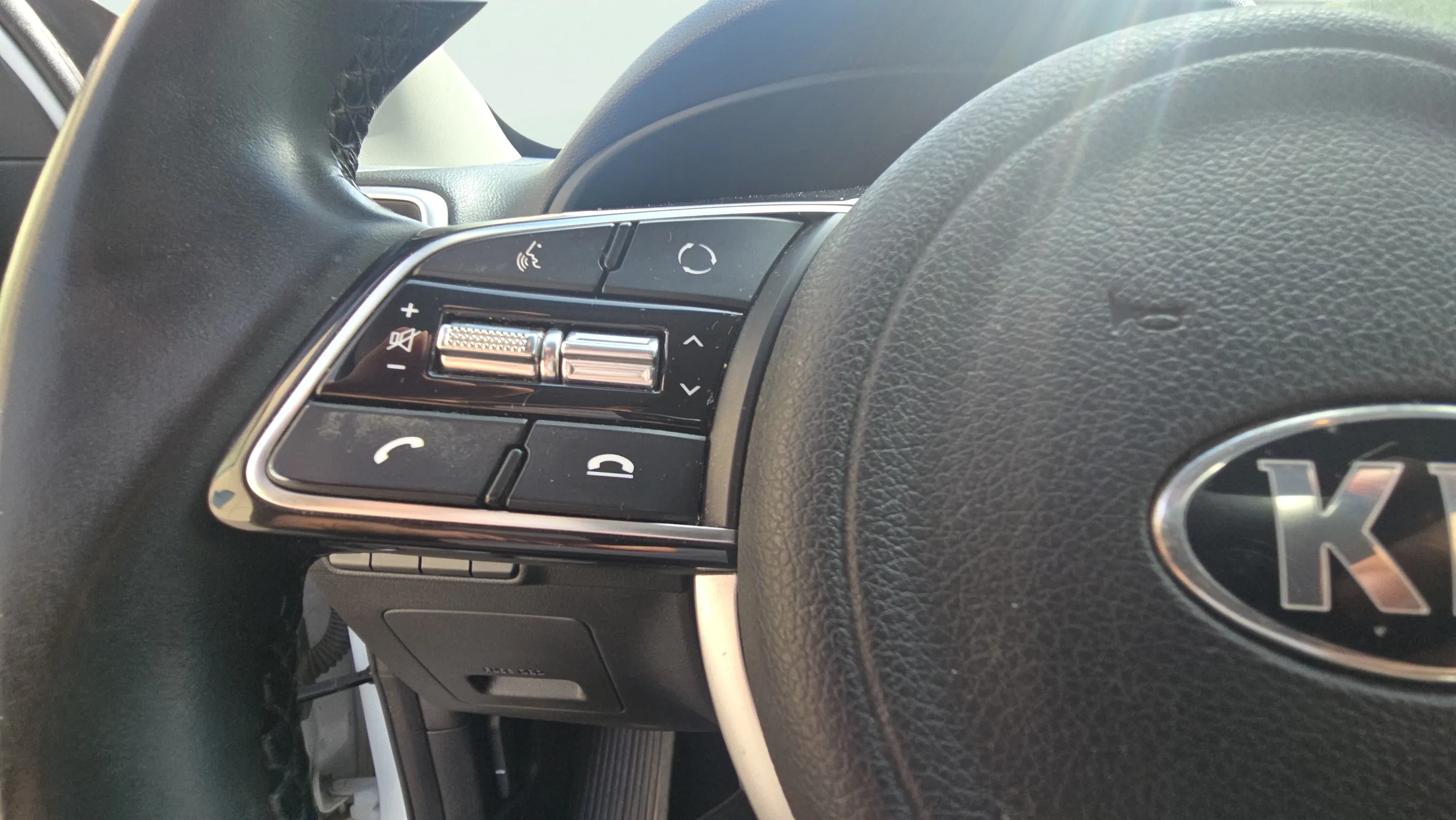 Kia Sportage 1.6 CRDi MHEV Business 4x2 - foto 15