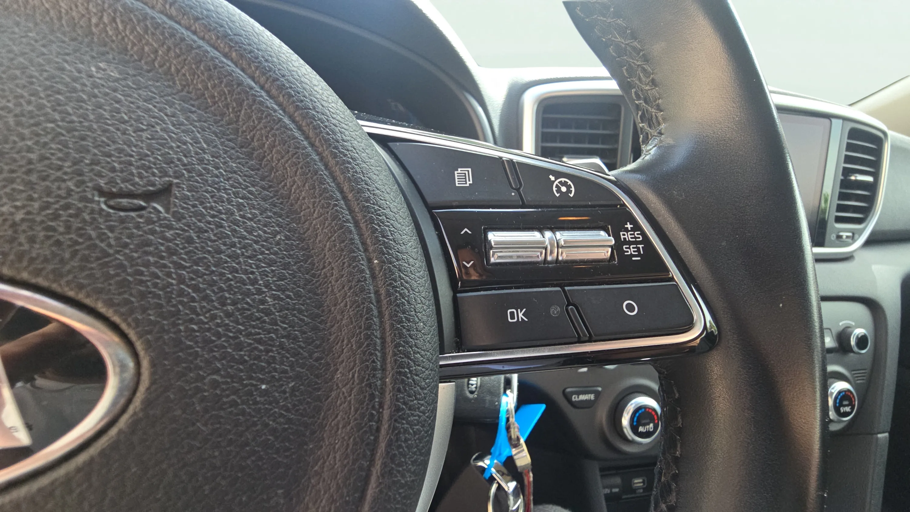 Kia Sportage 1.6 CRDi MHEV Business 4x2 - foto 16