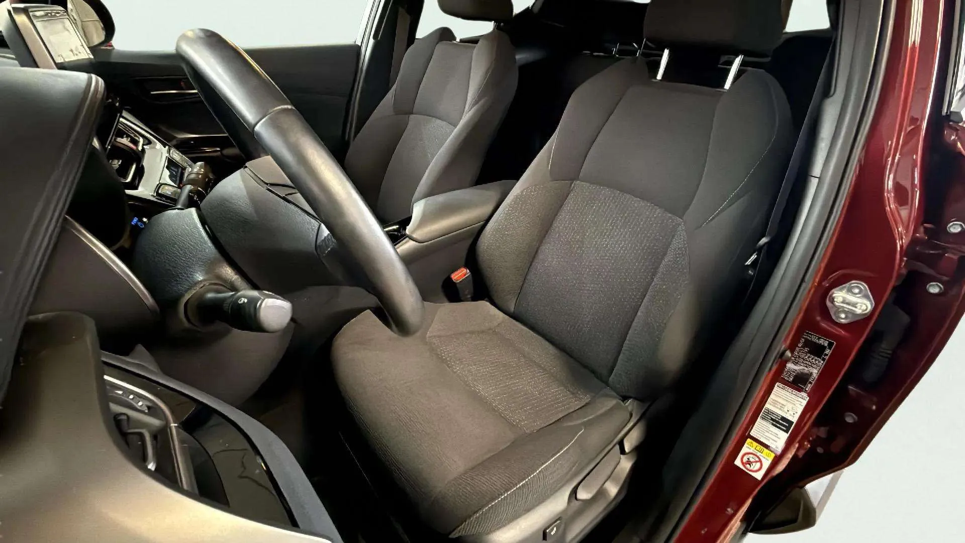 Toyota C-HR 1.8 125H Active - foto 25