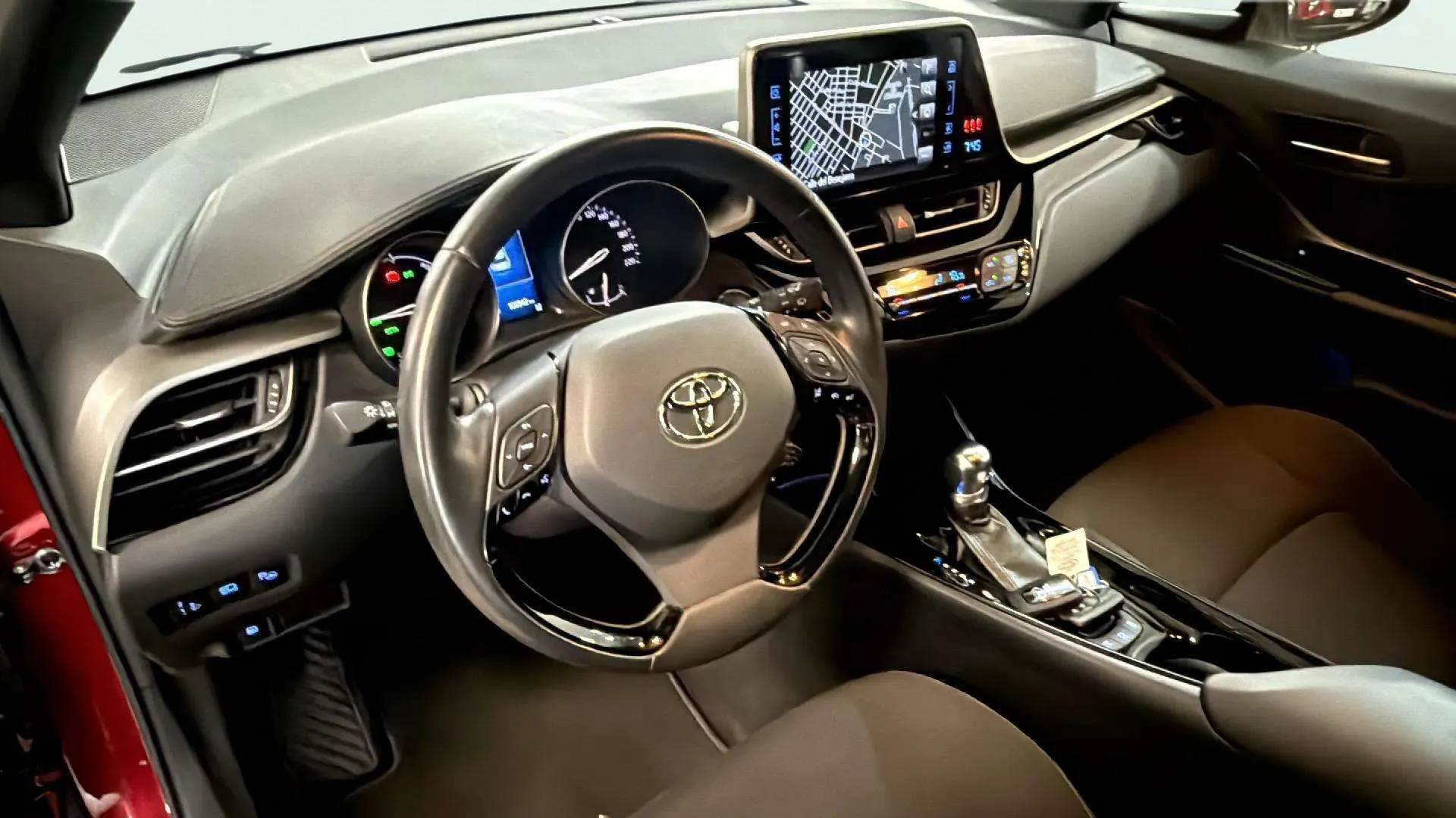Toyota C-HR 1.8 125H Active - foto 14