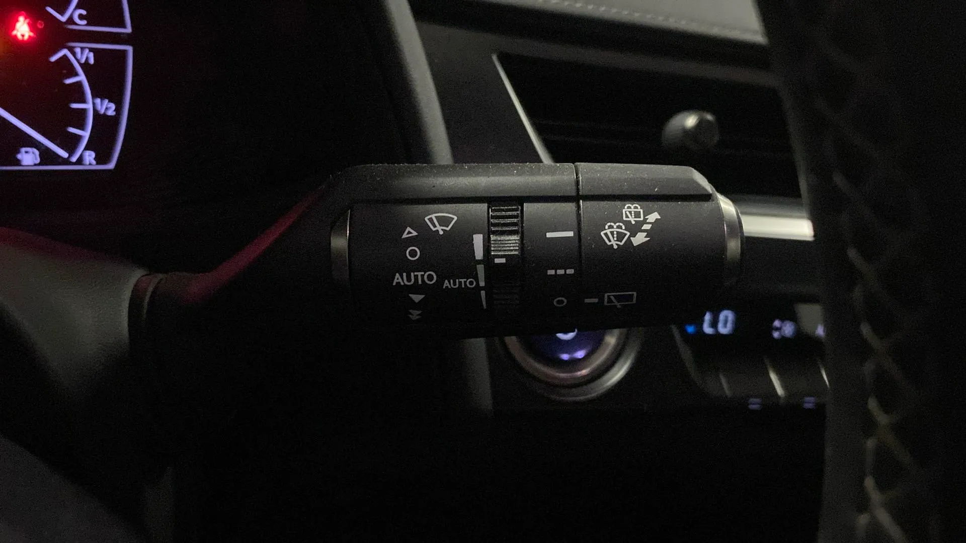 Lexus UX 2.0 250h Business Navigation - foto 17