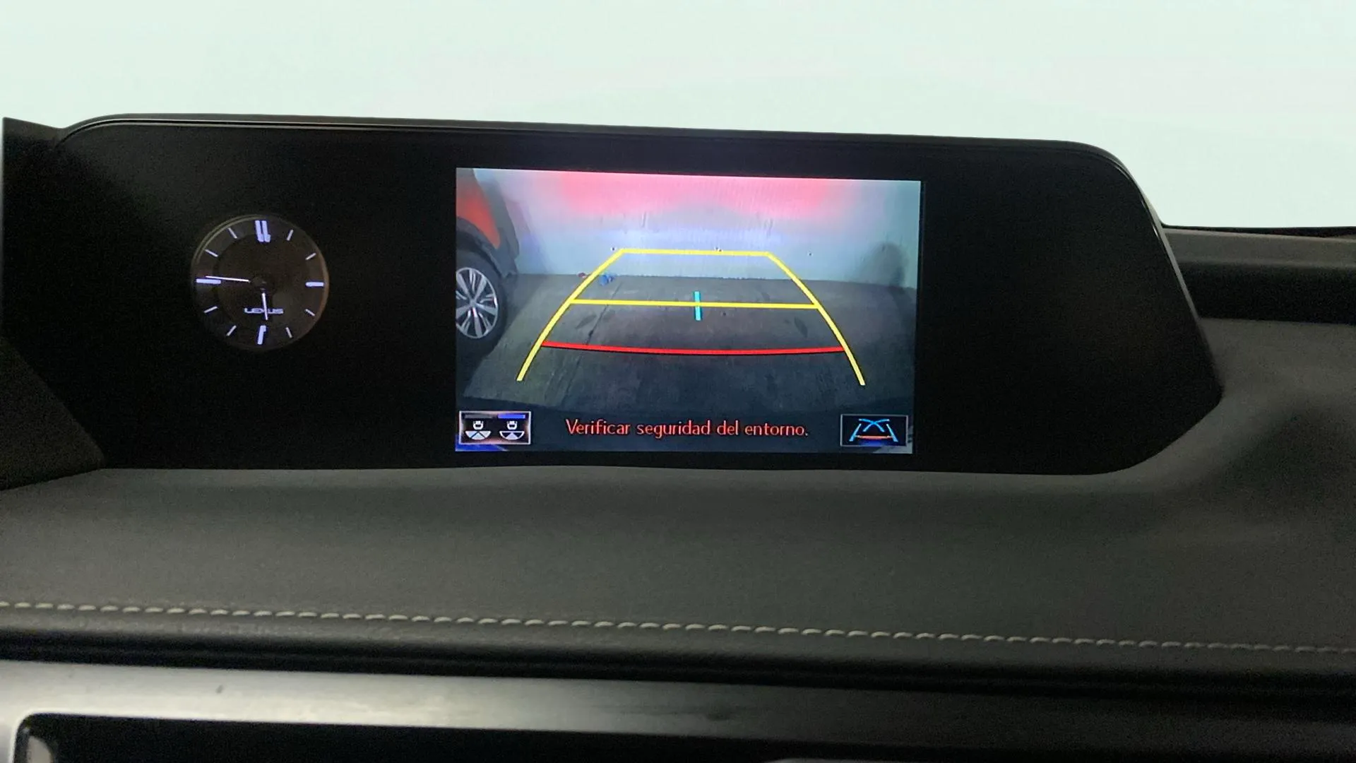 Lexus UX 2.0 250h Business Navigation - foto 22
