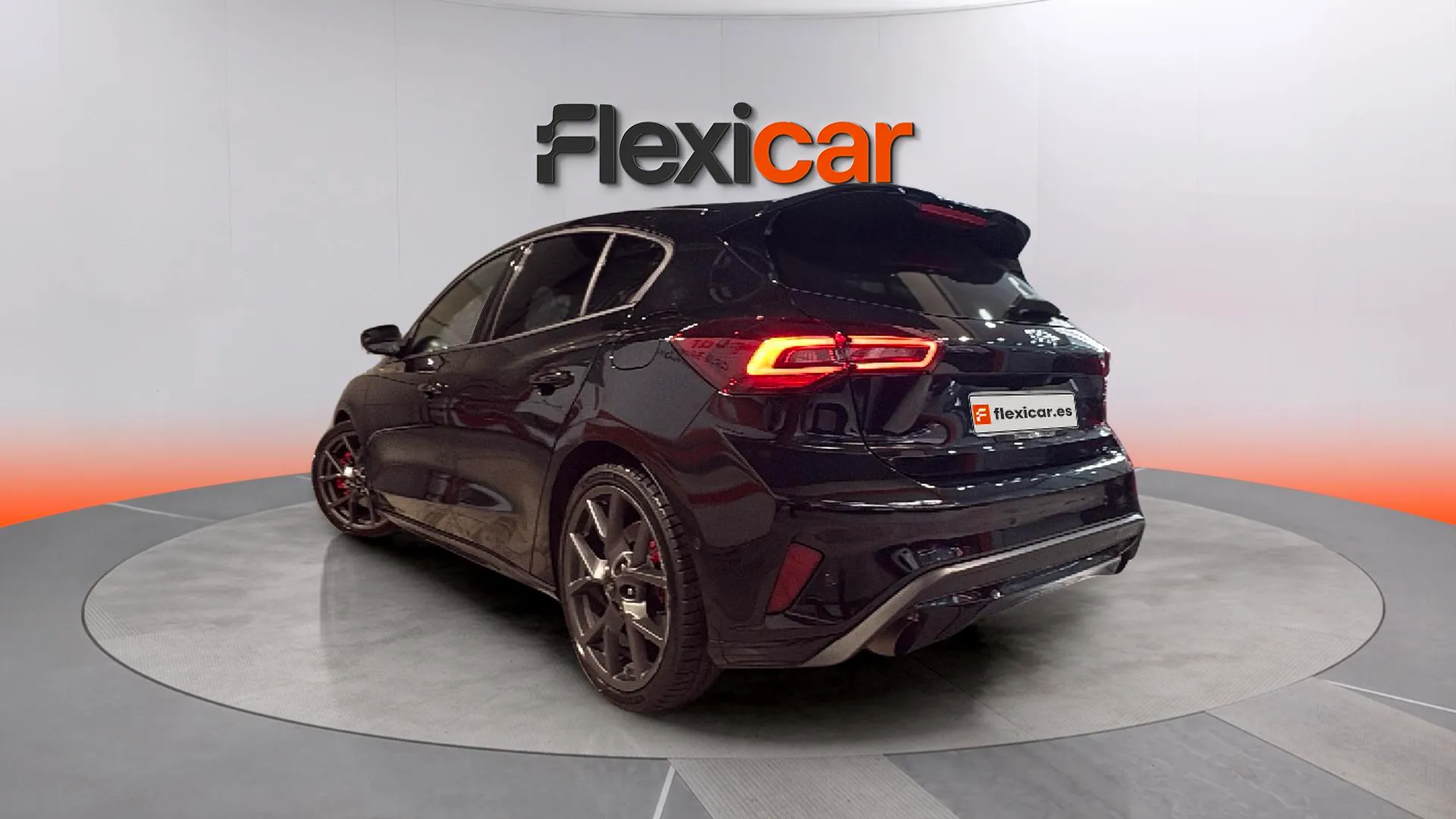 Ford Focus ST Edition 2.3 EcoBoost - foto 6