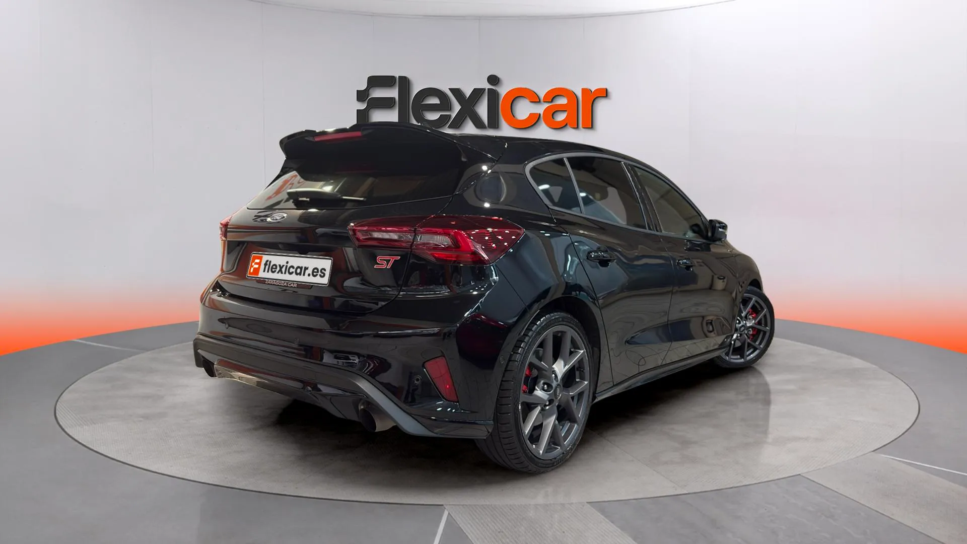 Ford Focus ST Edition 2.3 EcoBoost - foto 7