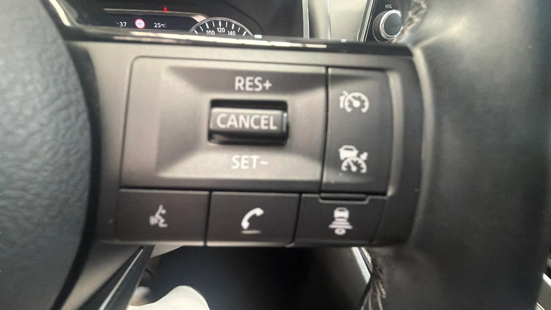 Nissan Qashqai DIG-T mHEV Xtronic Acenta - foto 17