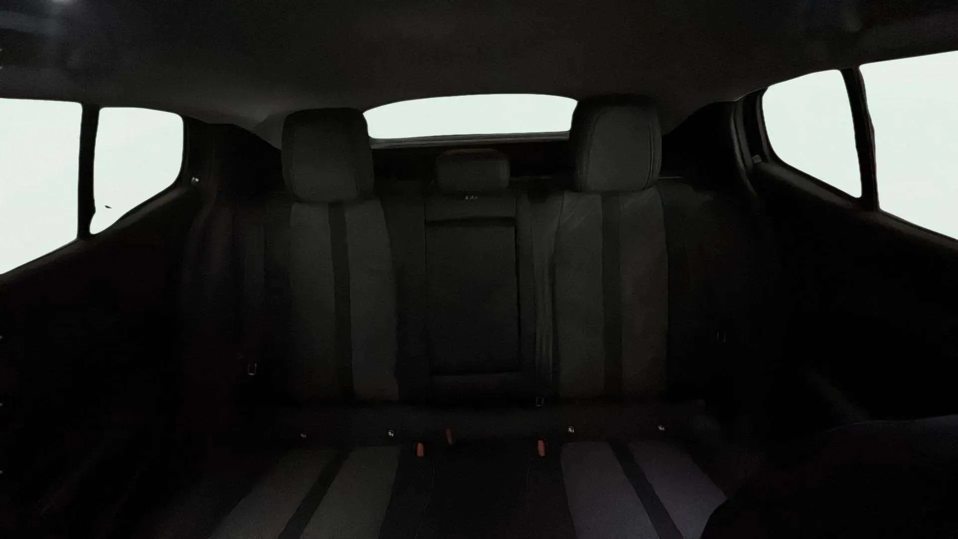 Peugeot 408 Allure Pack PureTech 130 EAT8 - foto 14