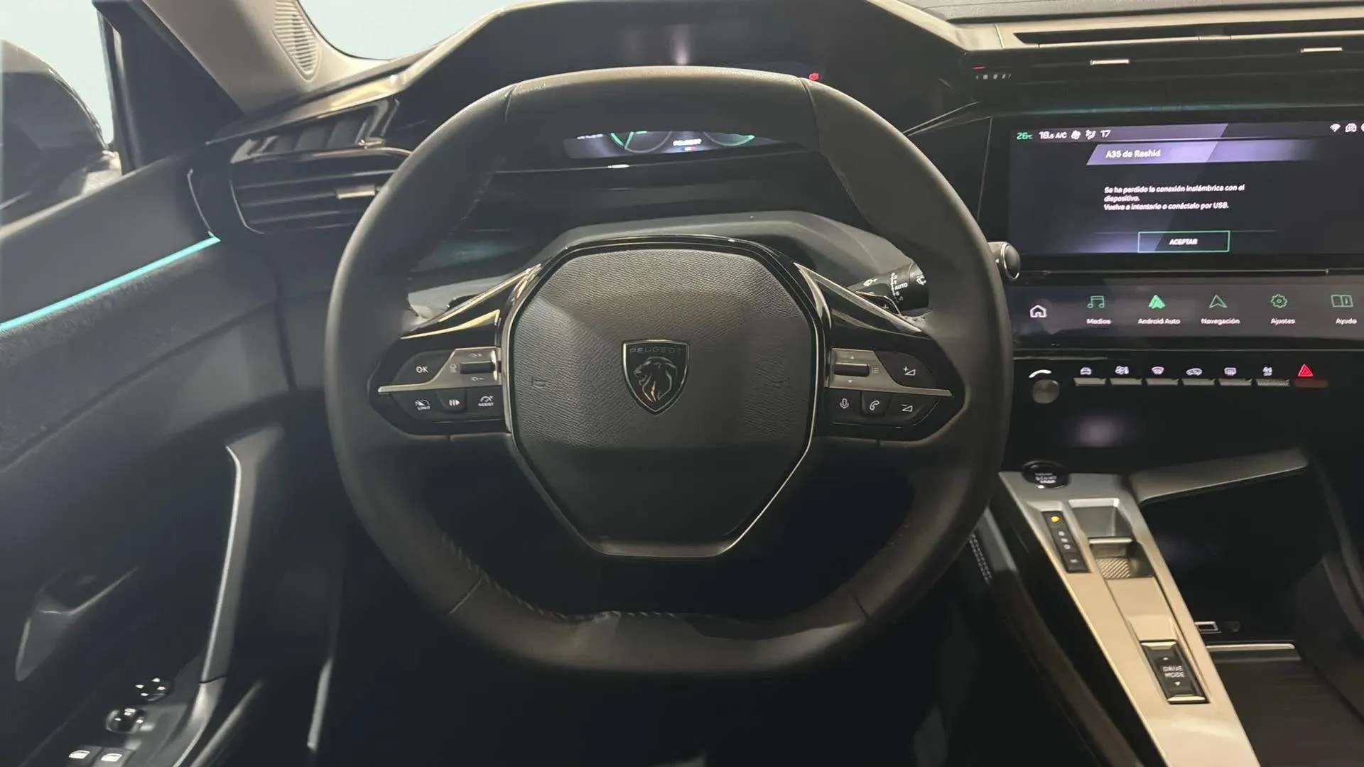 Peugeot 408 Allure Pack PureTech 130 EAT8 - foto 11