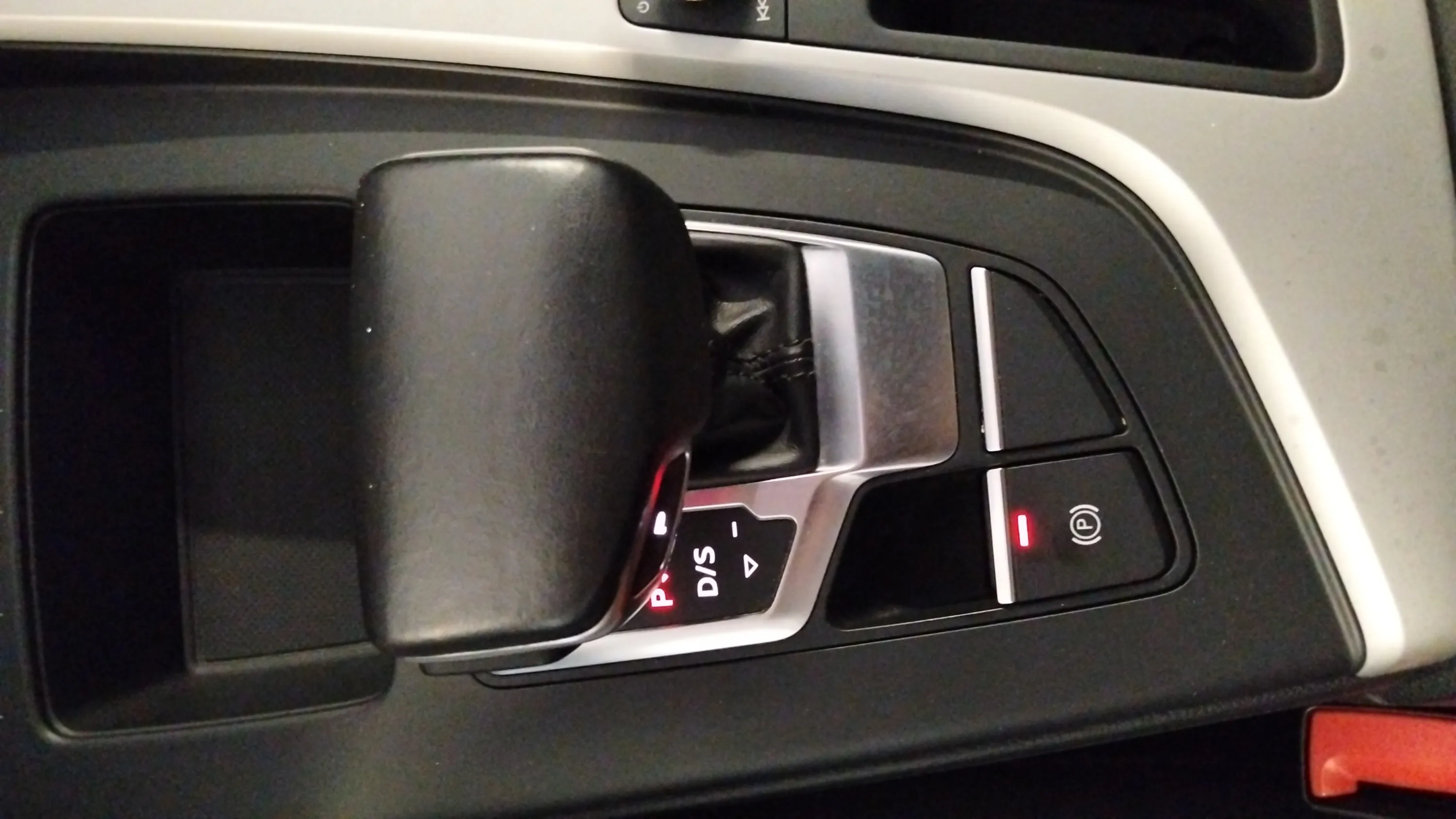 Audi A4 Avant Advanced 35 TDI S tronic - foto 24