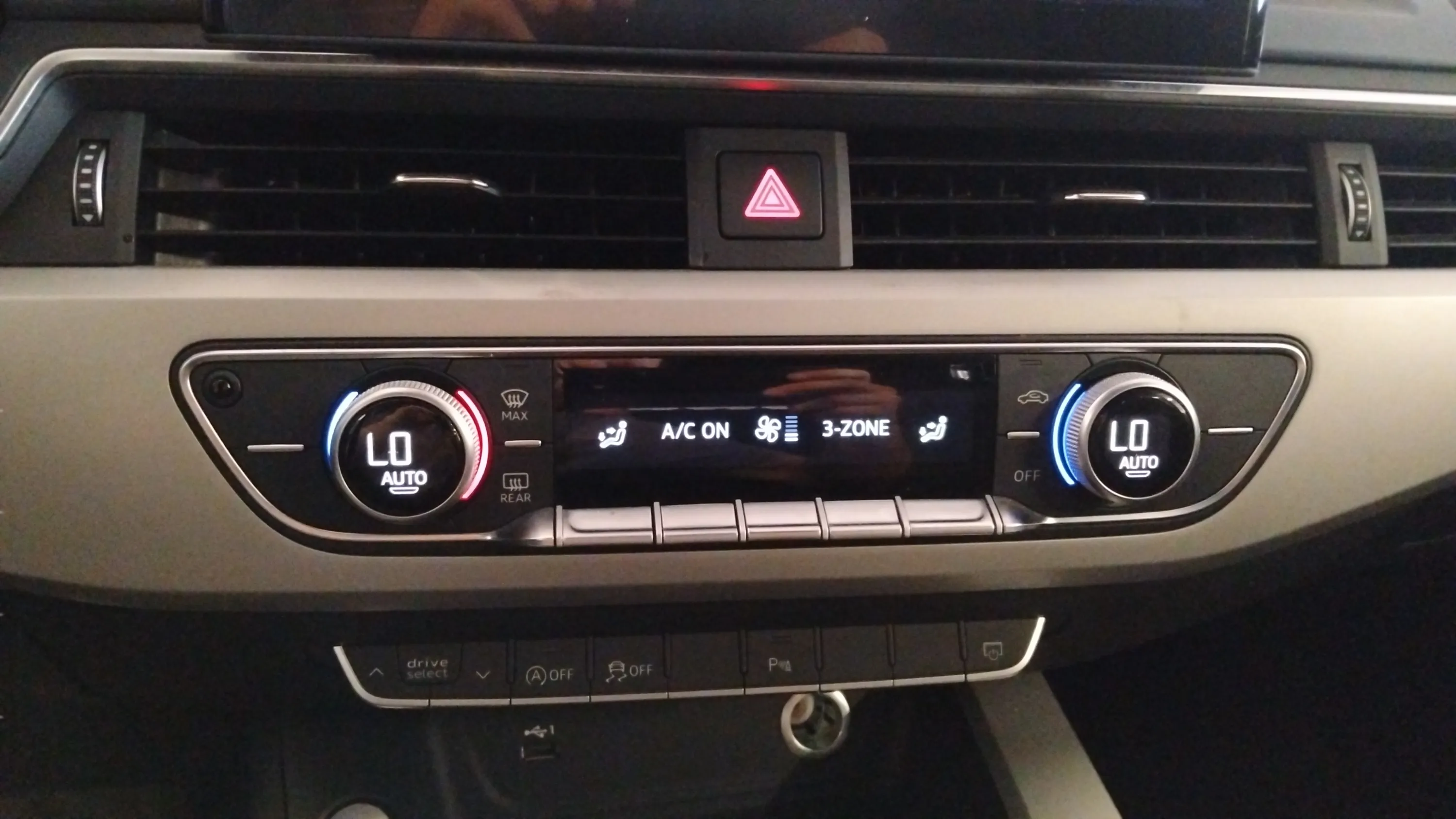 Audi A4 Avant Advanced 35 TDI S tronic - foto 23