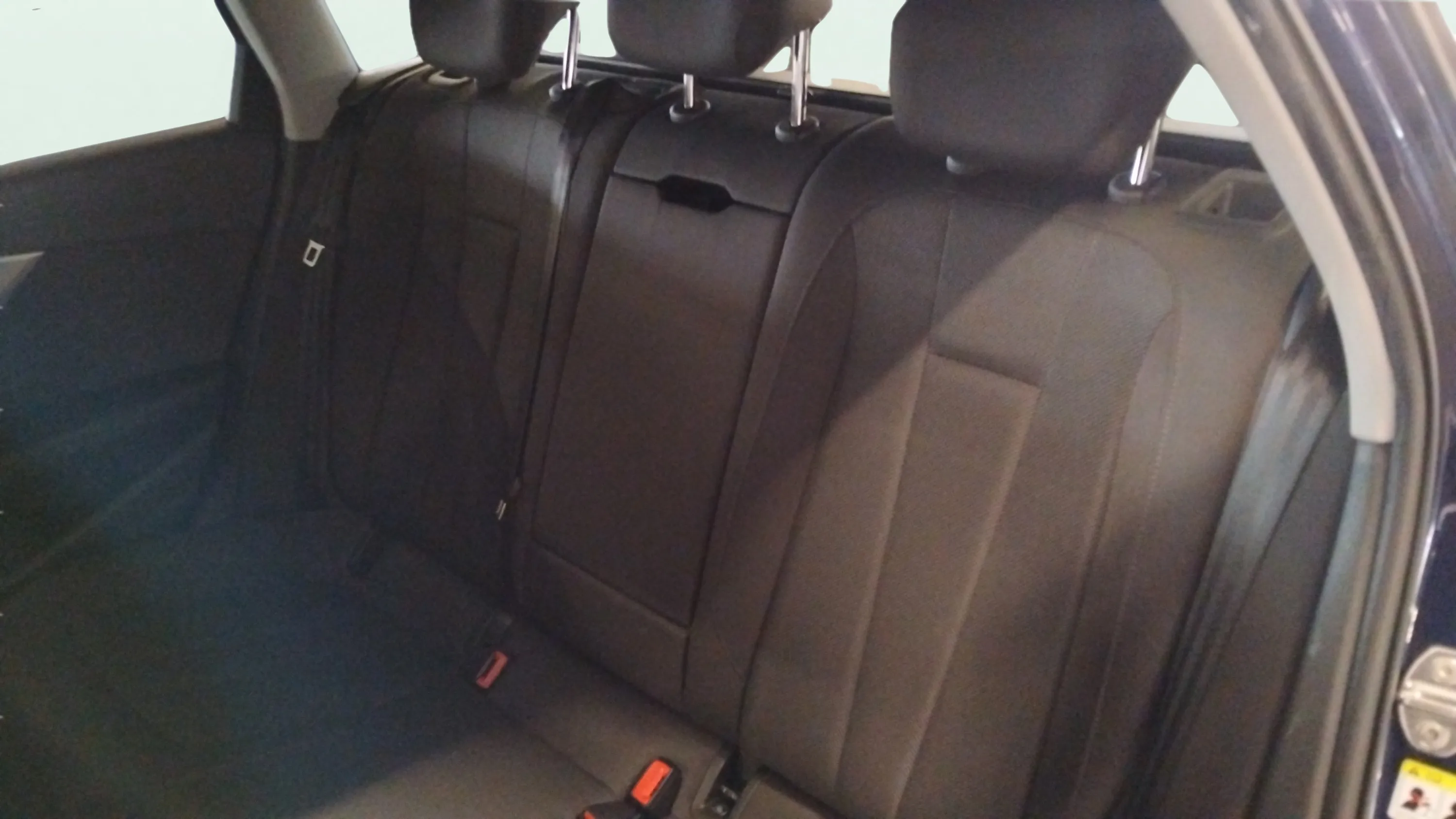 Audi A4 Avant Advanced 35 TDI S tronic - foto 26
