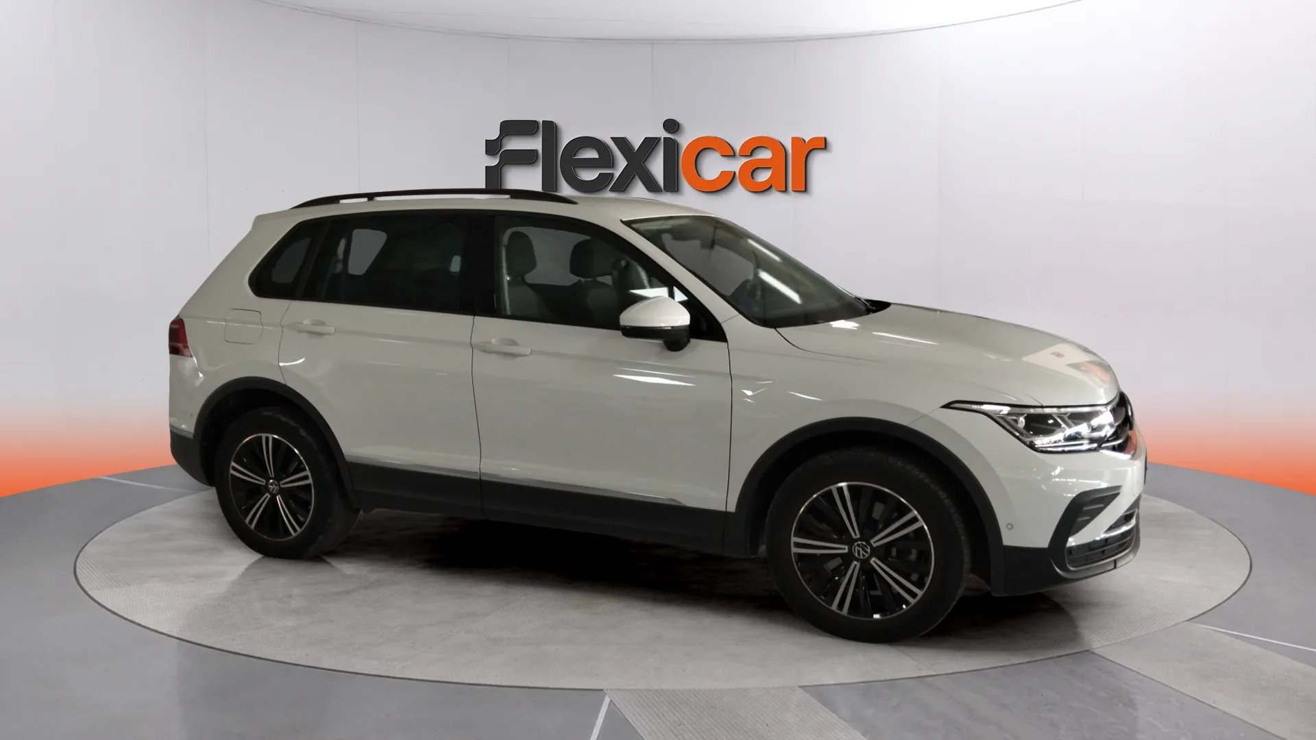 Volkswagen Tiguan Life 1.4 TSI eHybrid DSG - foto 4