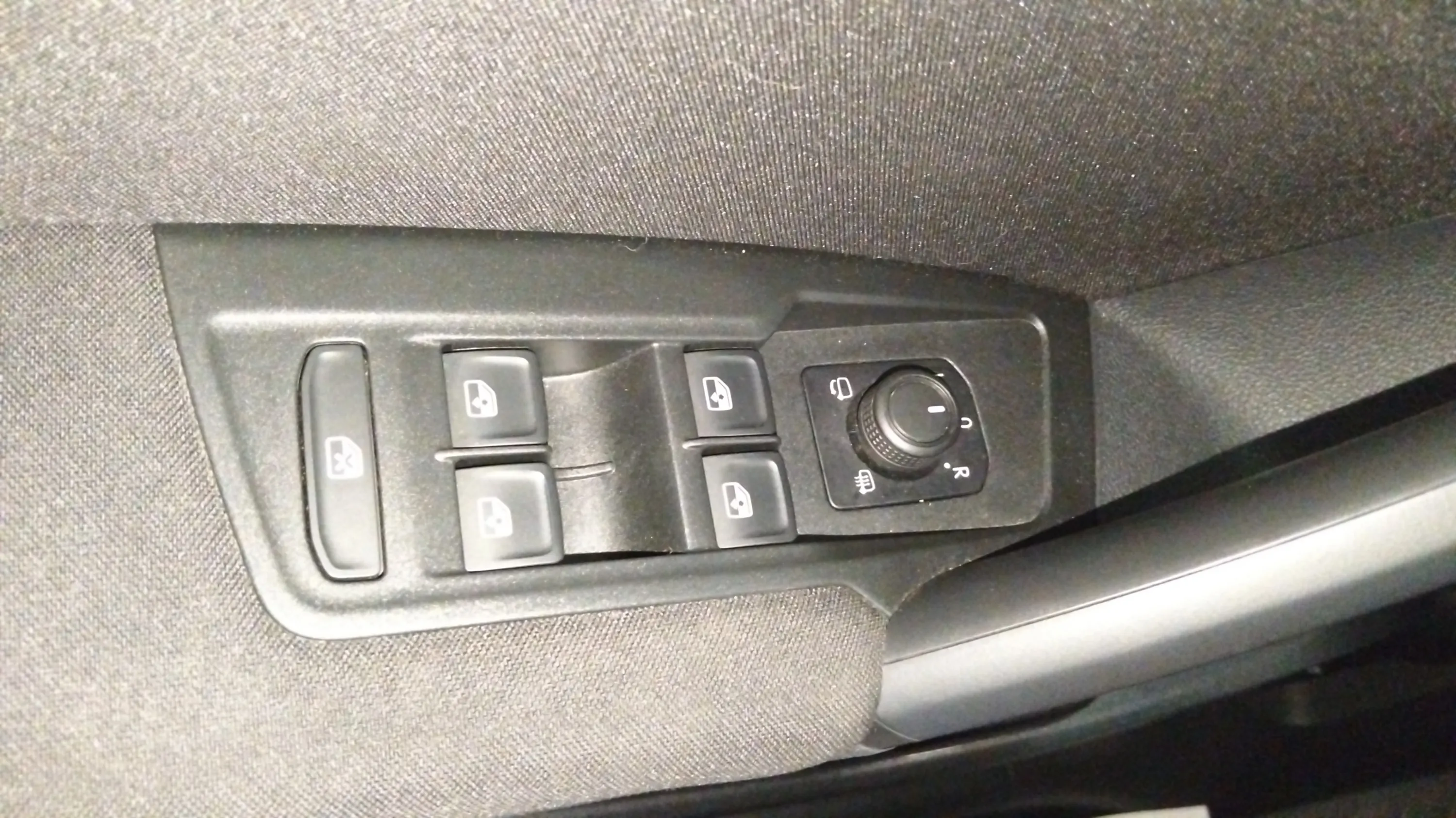 Volkswagen Tiguan Life 1.4 TSI eHybrid DSG - foto 18