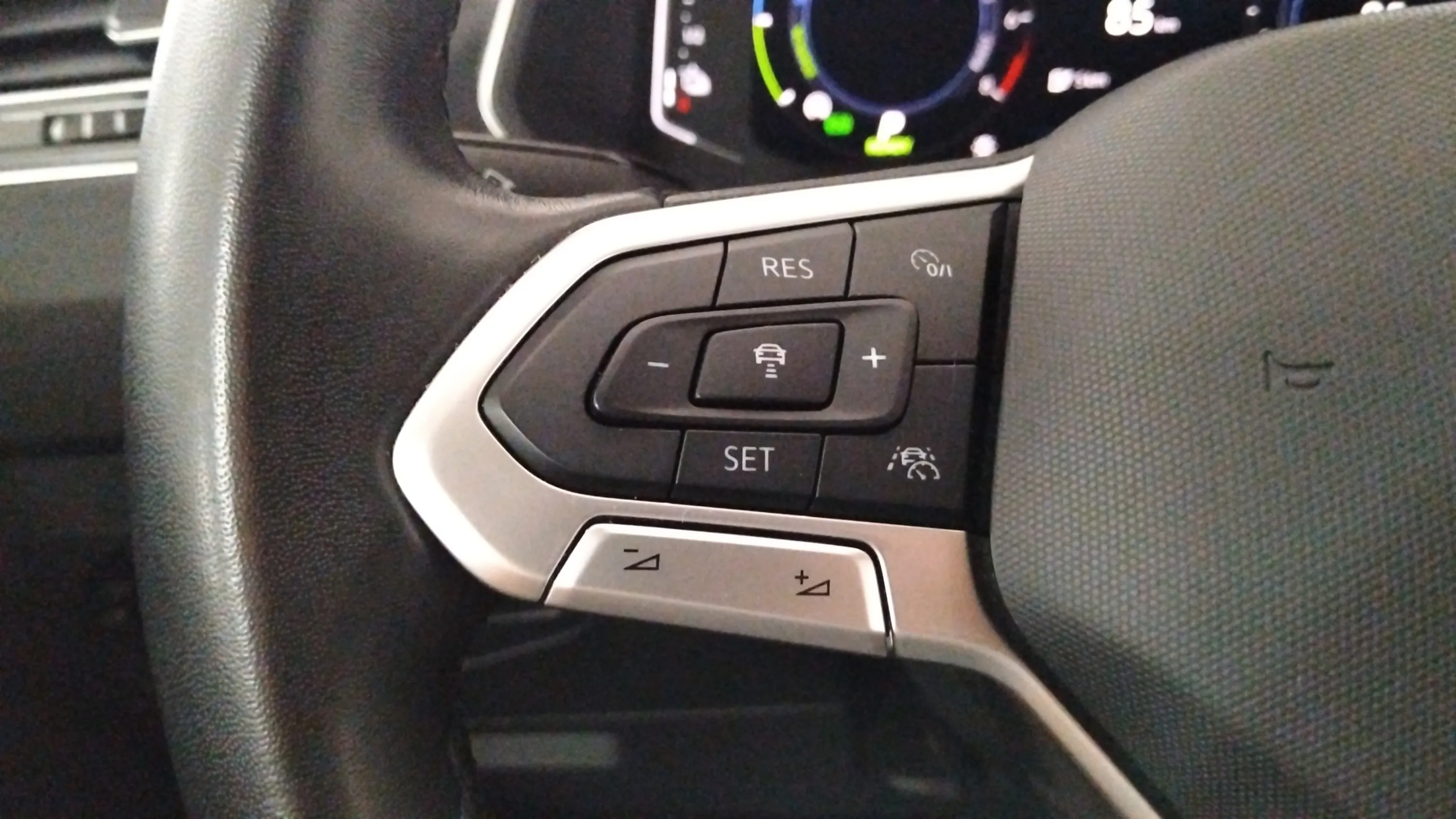 Volkswagen Tiguan Life 1.4 TSI eHybrid DSG - foto 19