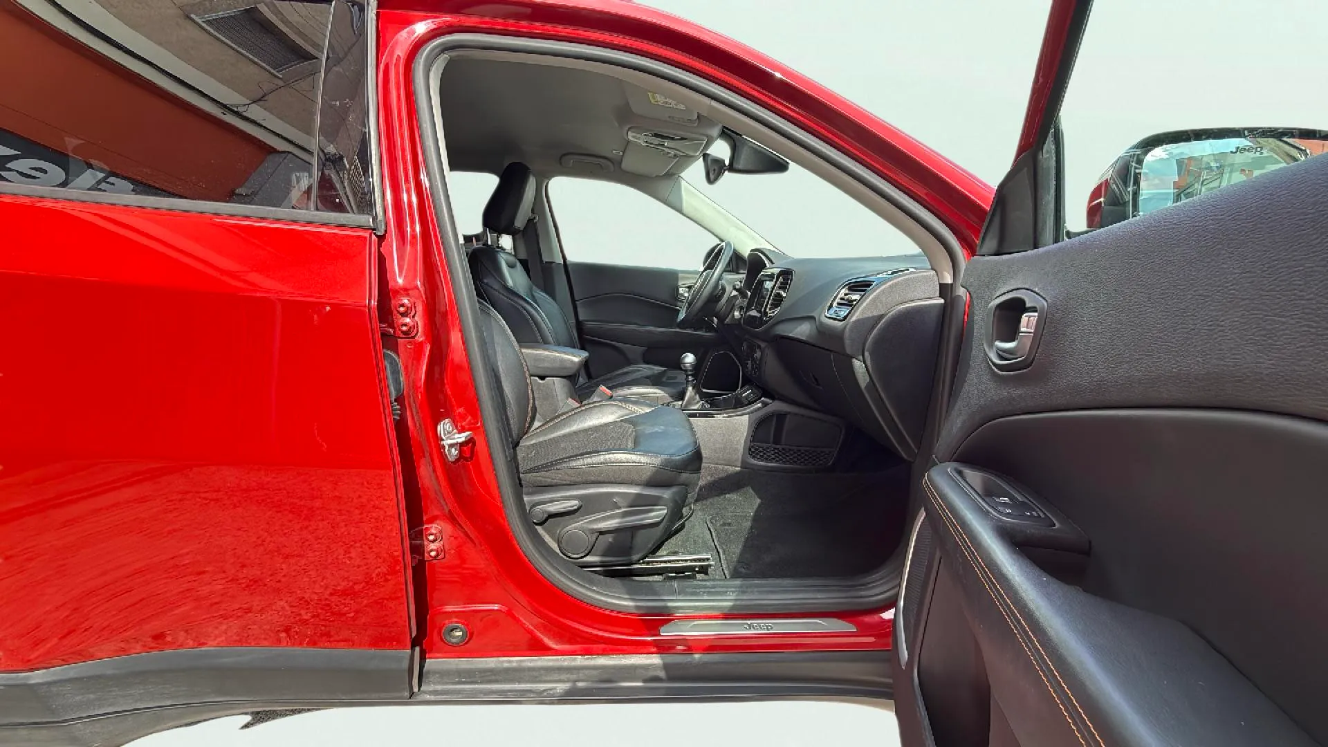 Jeep Compass 1.4 Mair Limited 4x2 - foto 9