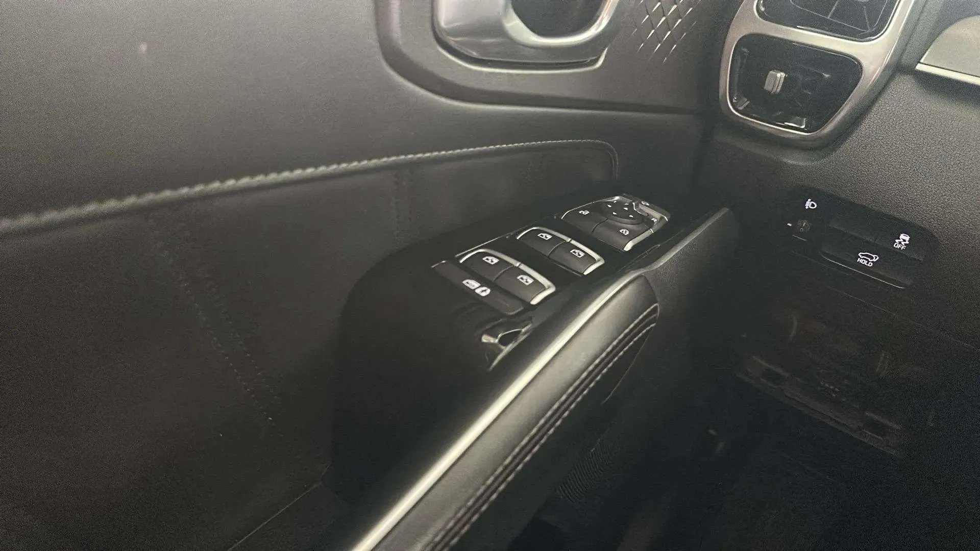 Kia Sorento 1.6 T-GDi HEV Drive 4x2 7 plazas - foto 19