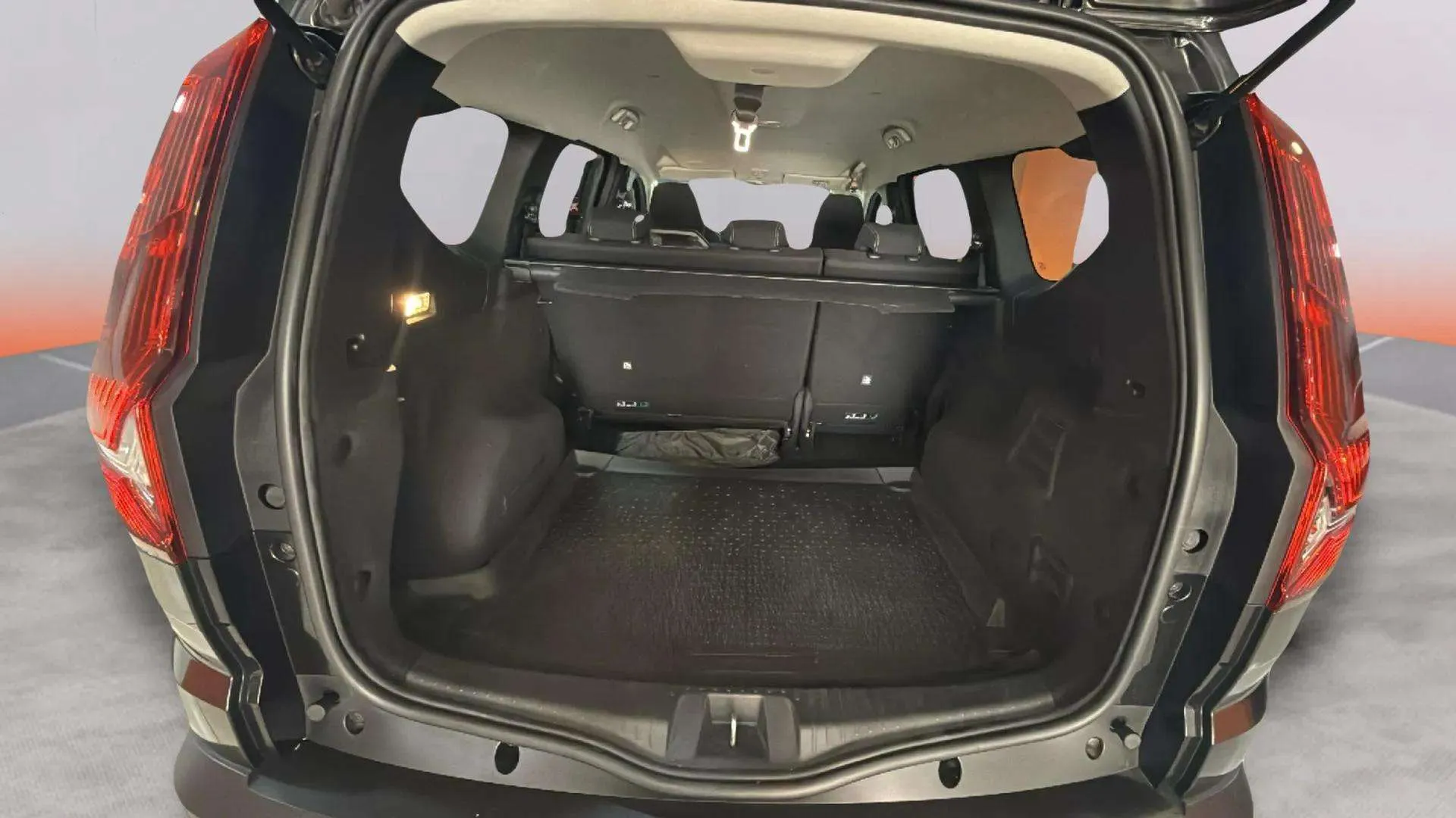Dacia Jogger S.L. Extreme Go TCe - foto 16