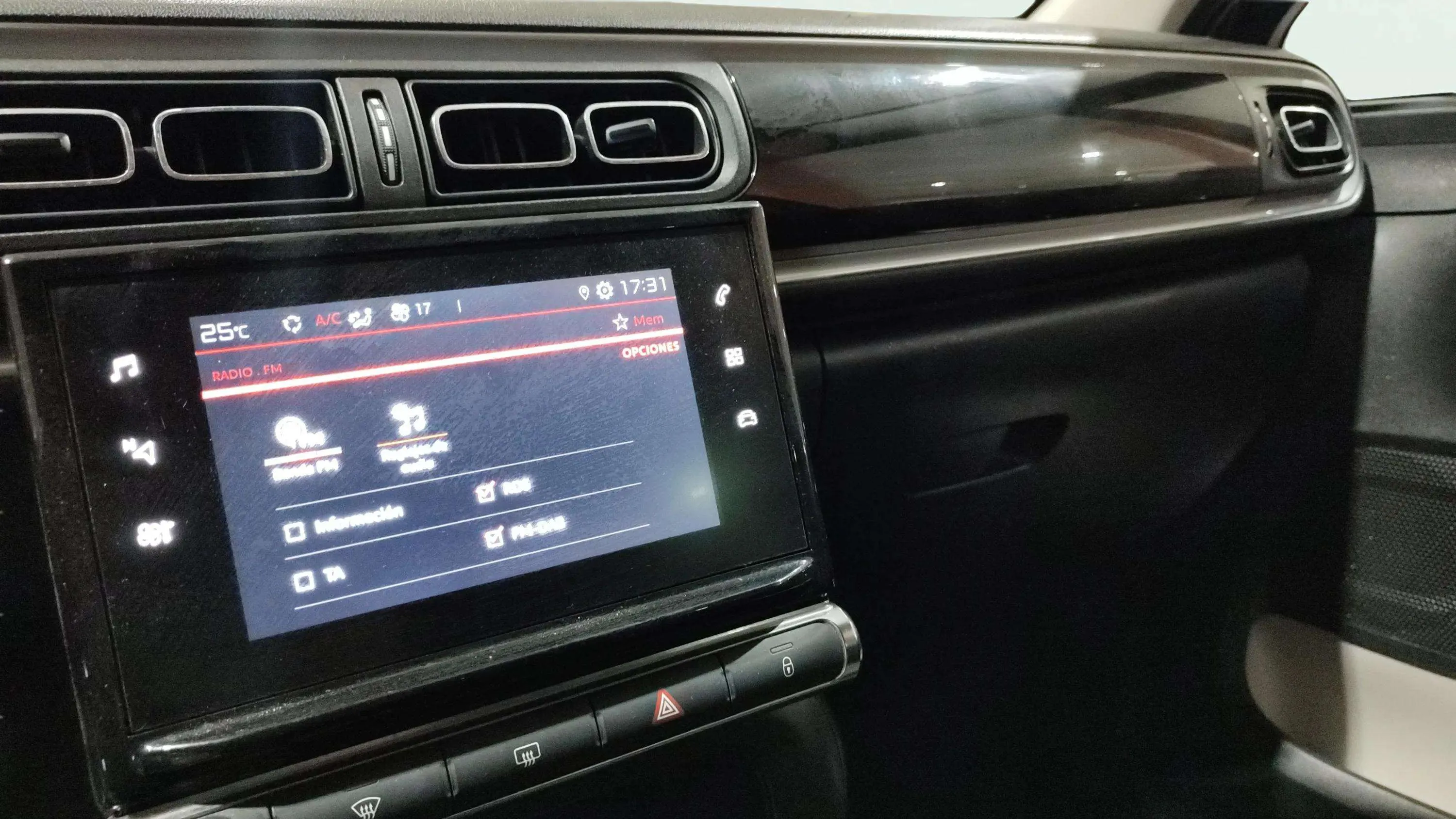 Citroën C3 PureTech Max - foto 17