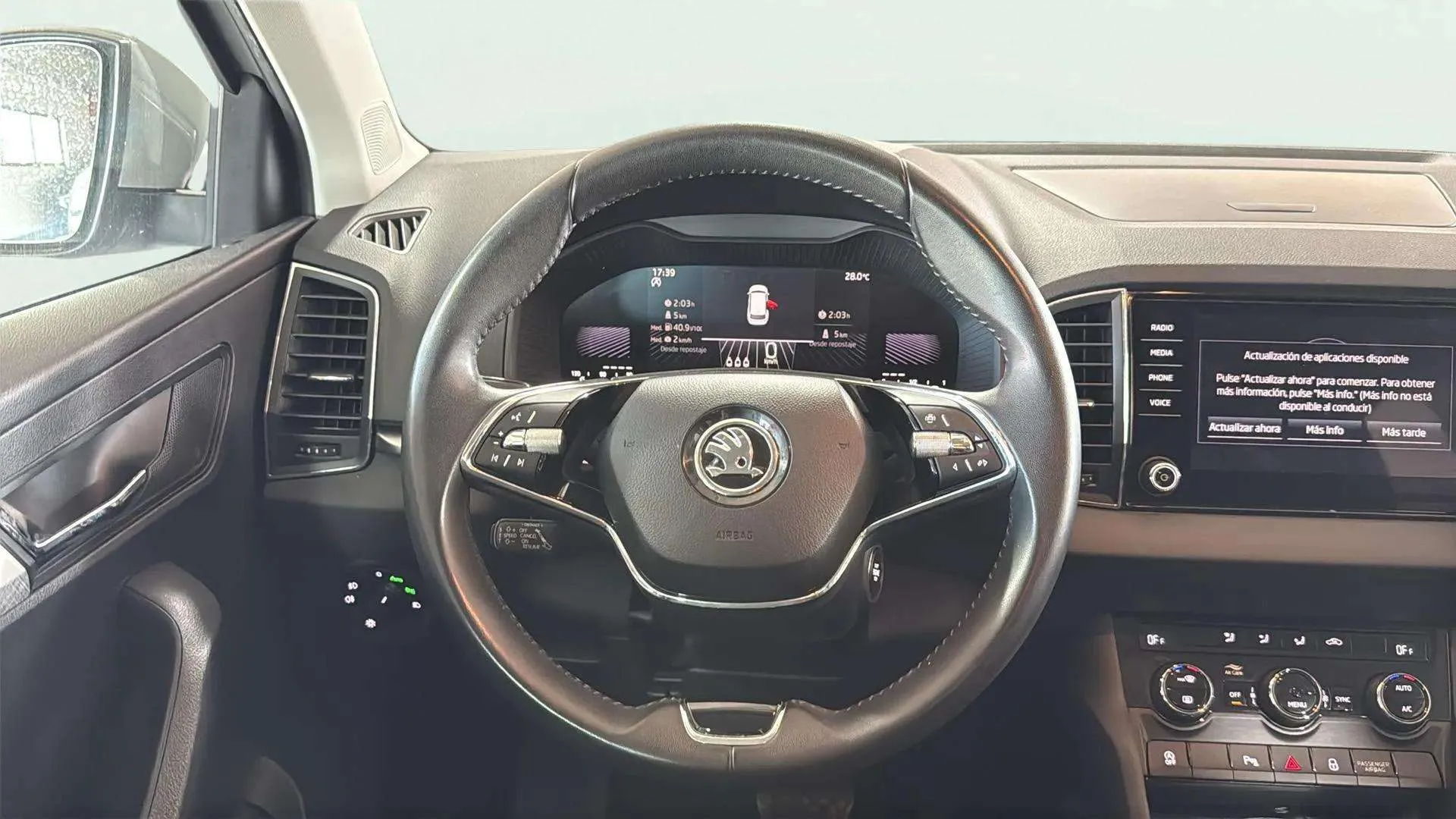 Škoda Karoq 1.5 TSI DSG ACT Design - foto 11