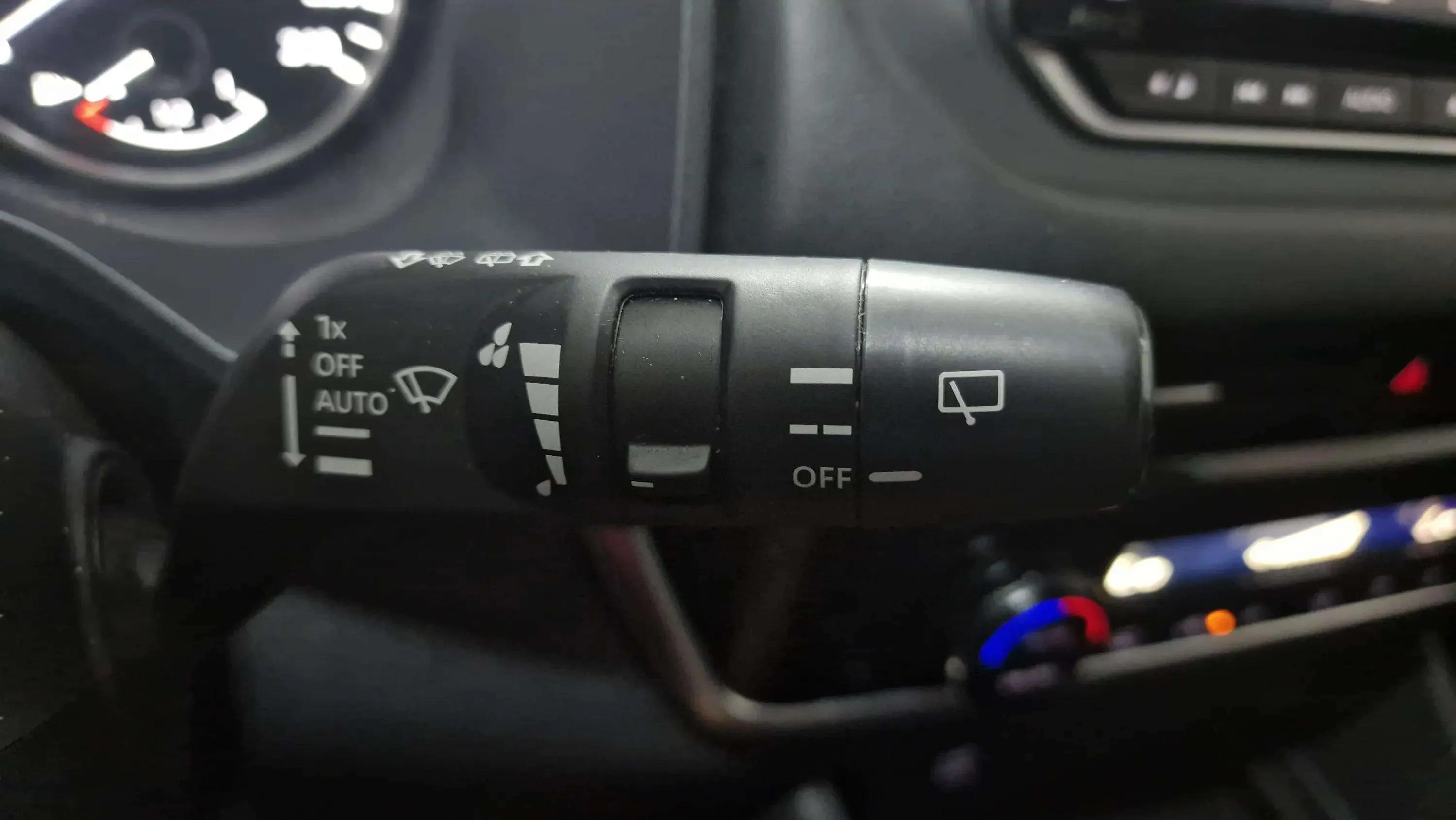 Nissan Qashqai E-POWER N-Connecta - foto 16