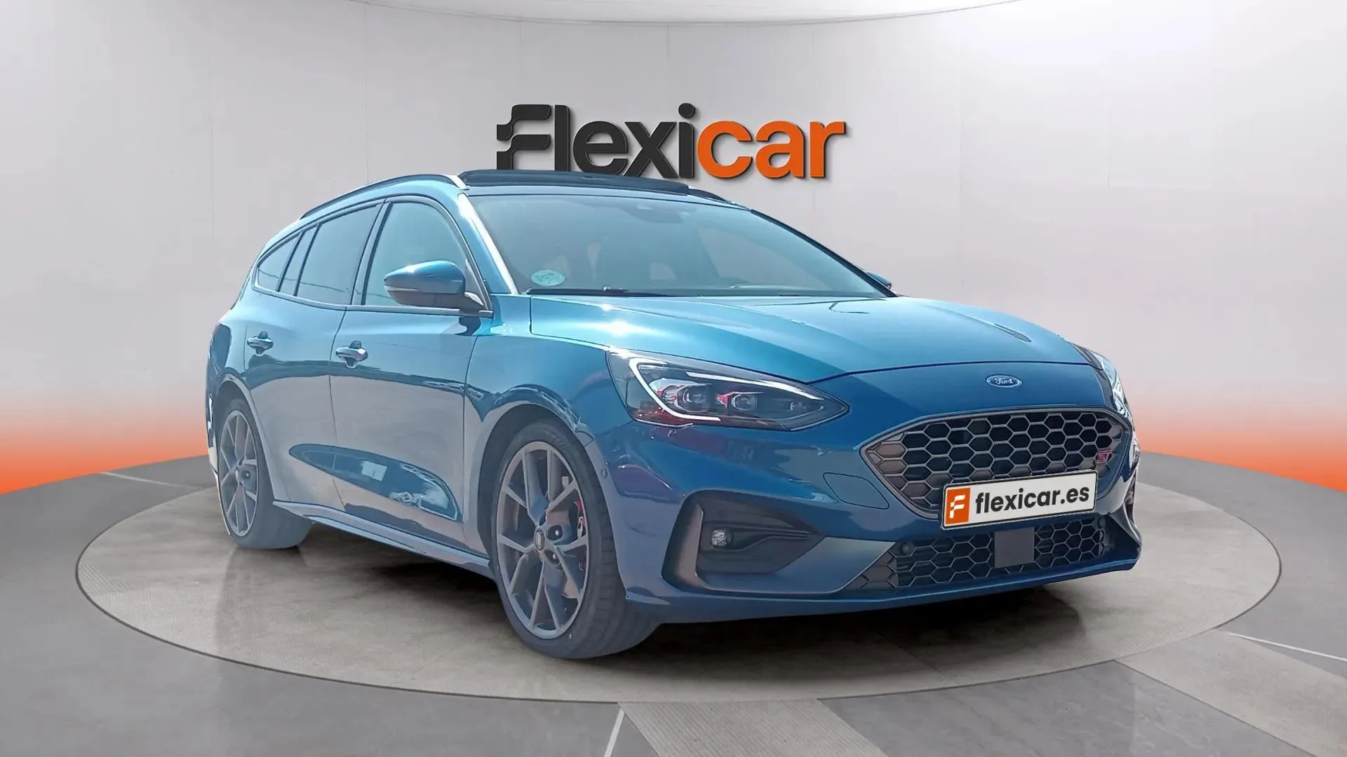 Ford Focus 2.3 EcoBoost ST SB - foto 1