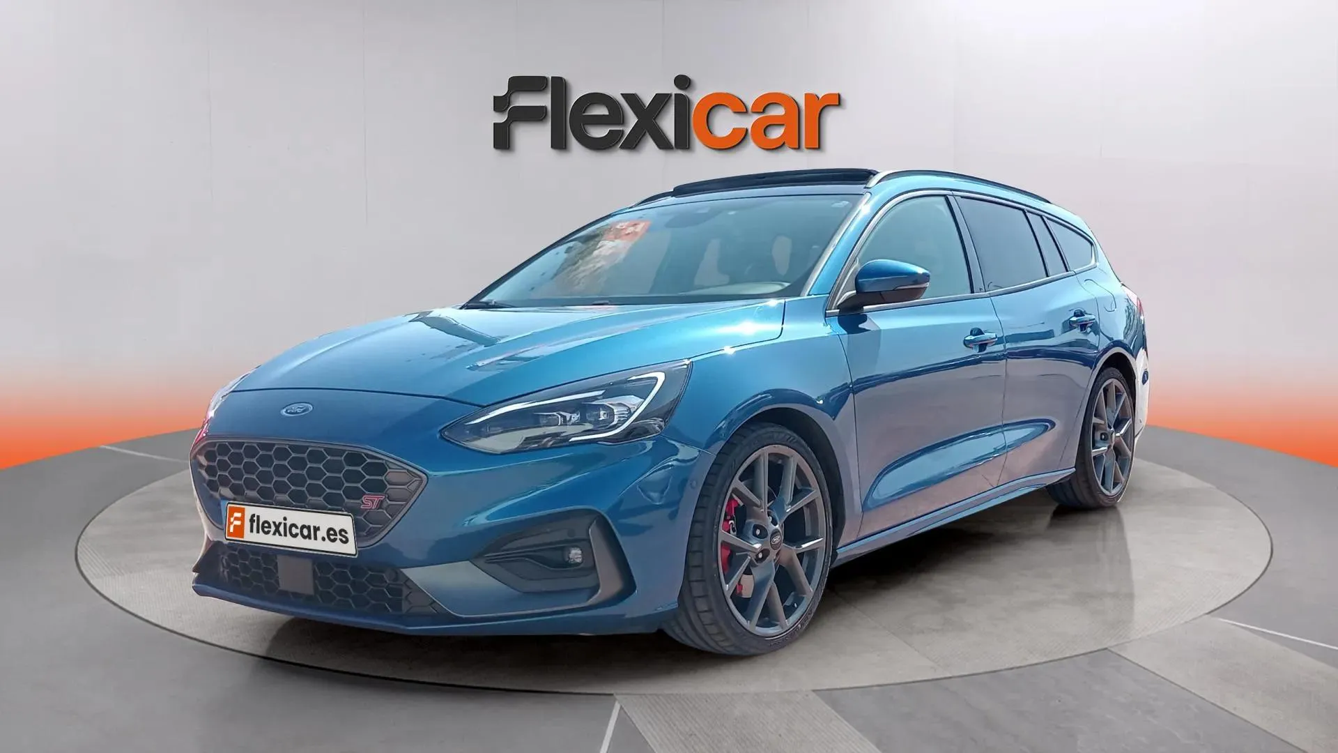 Ford Focus 2.3 EcoBoost ST SB - foto 2