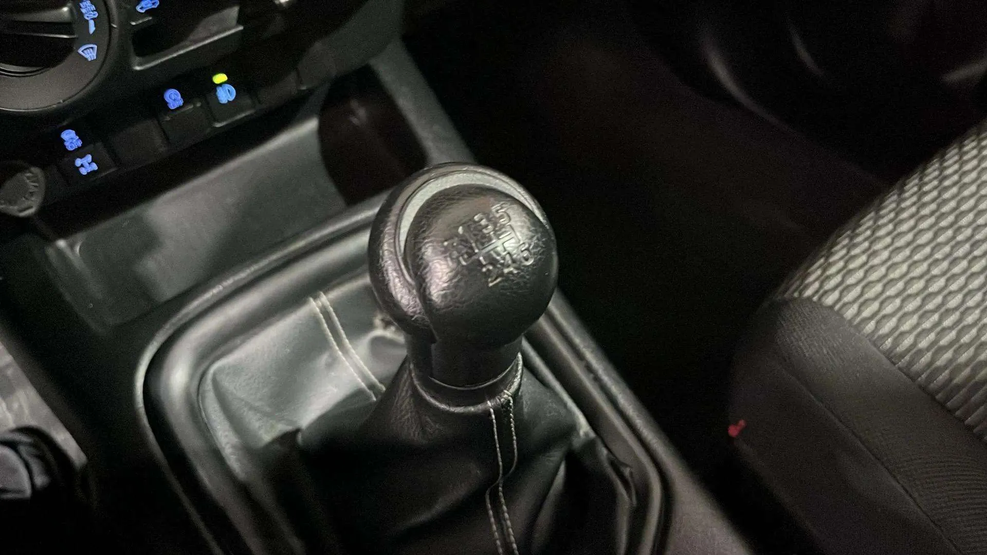 Toyota Hilux Up Diesel Hilux Cabina Doble GX - foto 17