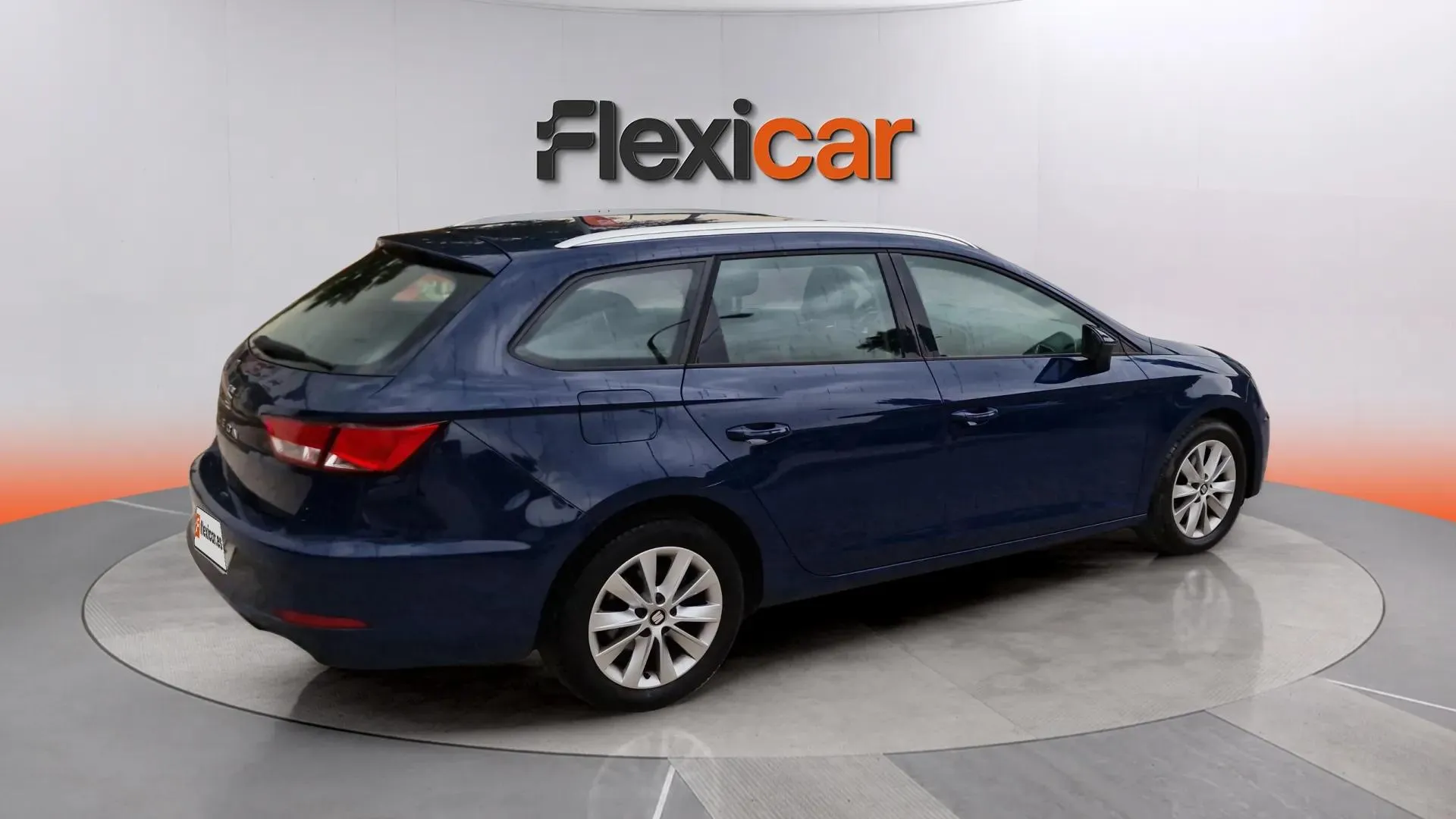 SEAT León 1.6 TDI Style Visio Ed - foto 7