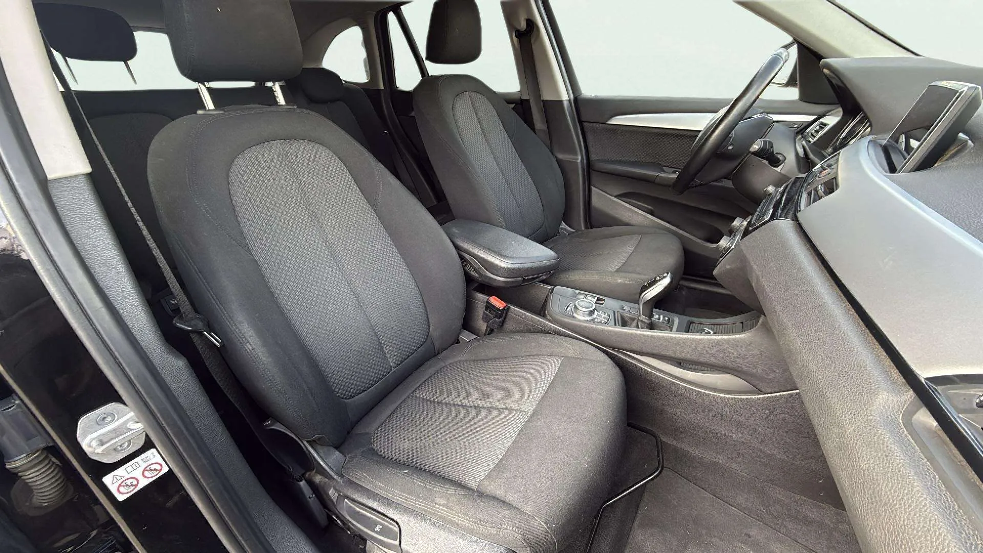BMW X1 sDrive18d - foto 18