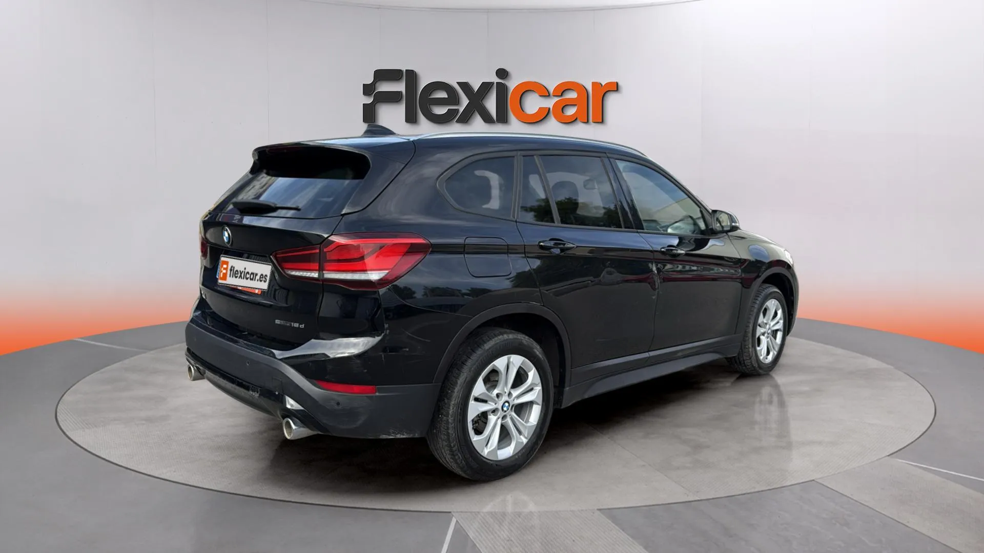 BMW X1 sDrive18d - foto 6