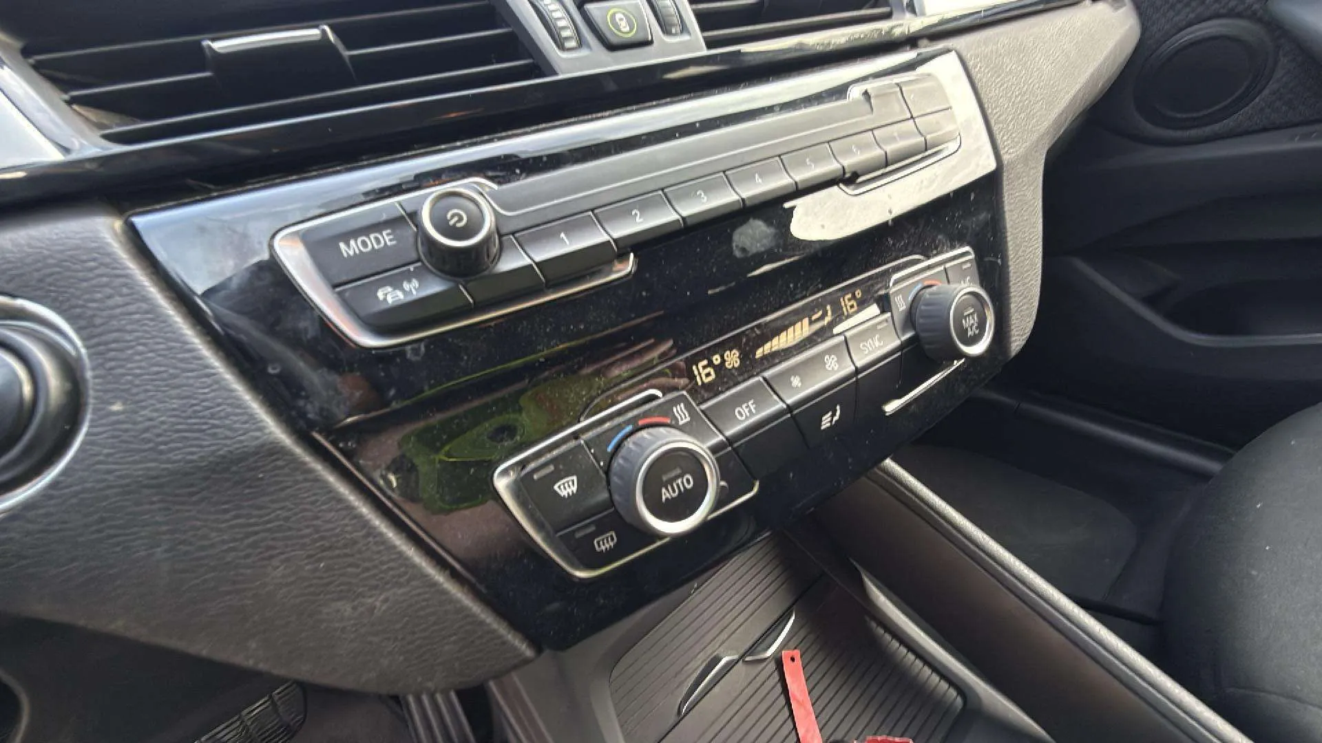 BMW X1 sDrive18d - foto 15