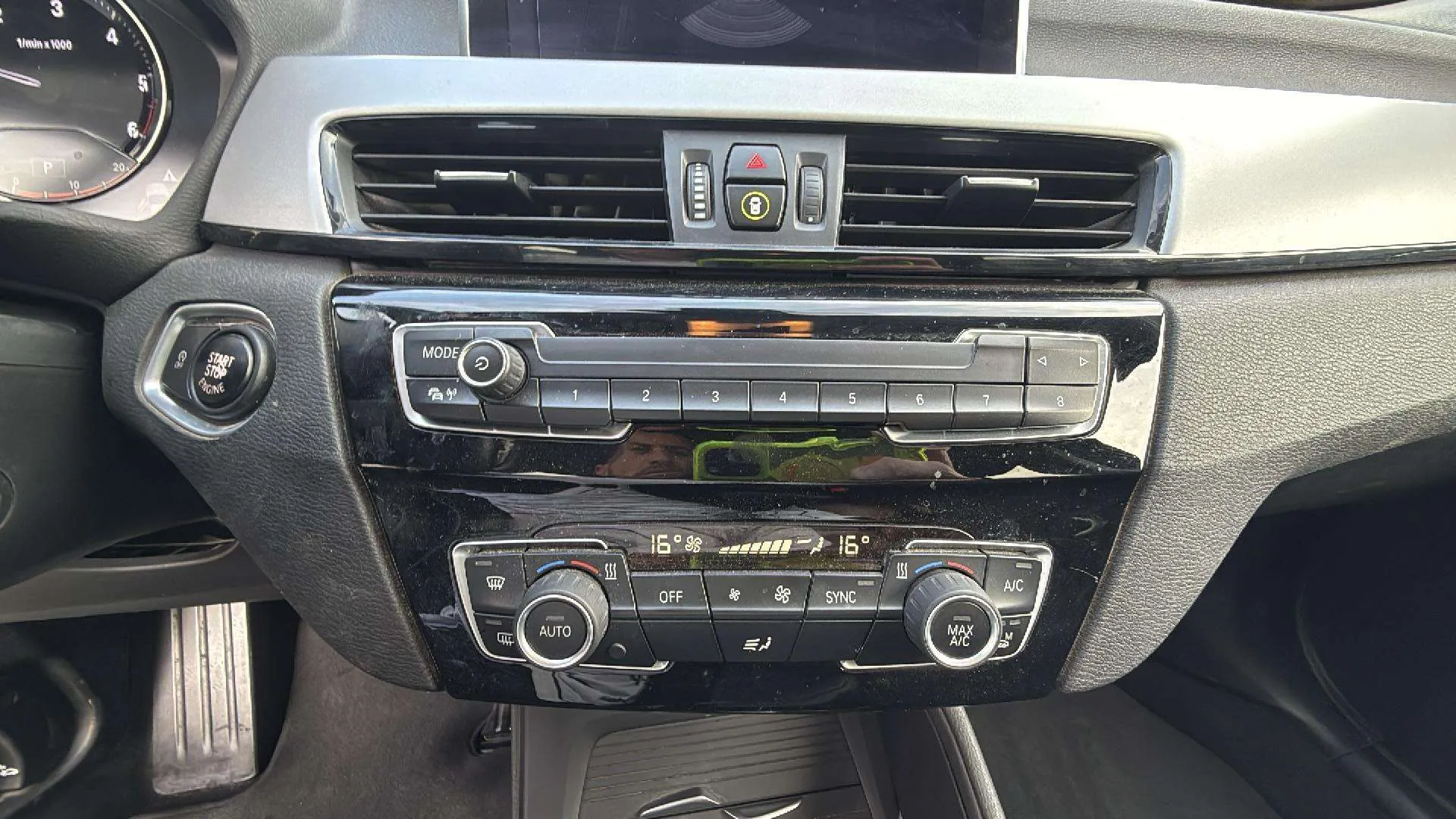 BMW X1 sDrive18d - foto 16