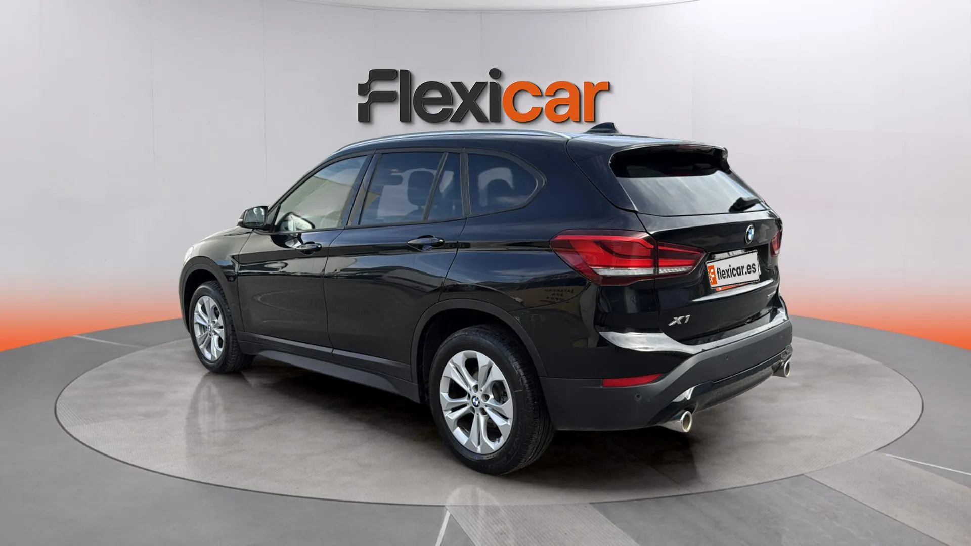 BMW X1 sDrive18d - foto 4