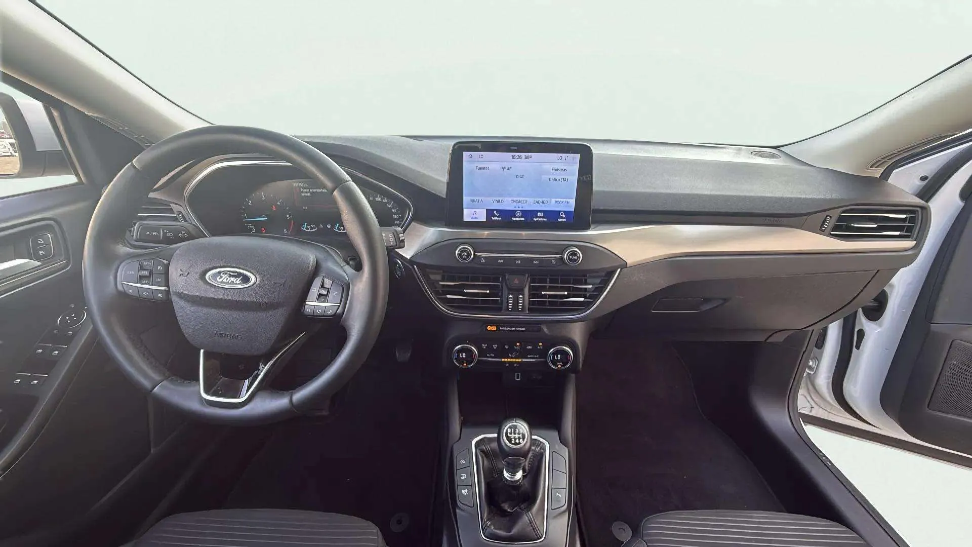 Ford Focus 1.5 EcoBlue Titanium - foto 10