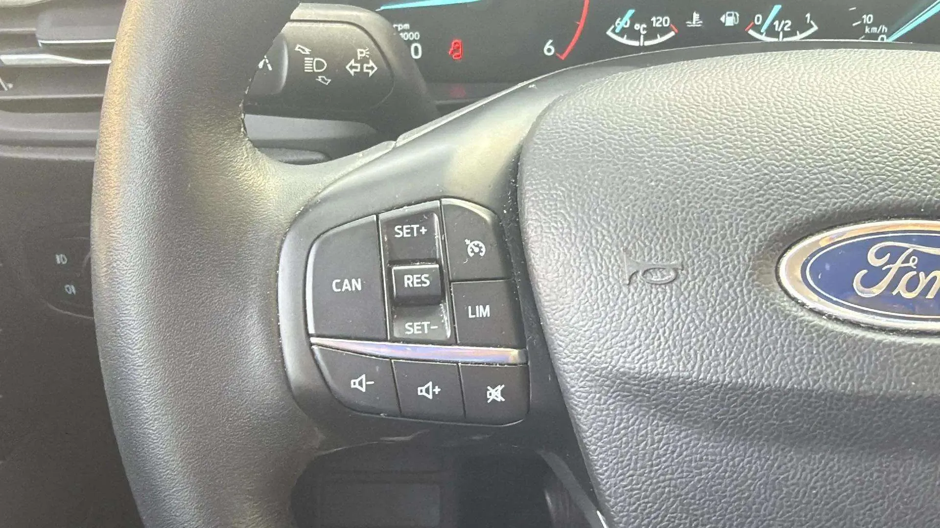 Ford Focus 1.5 EcoBlue Titanium - foto 7