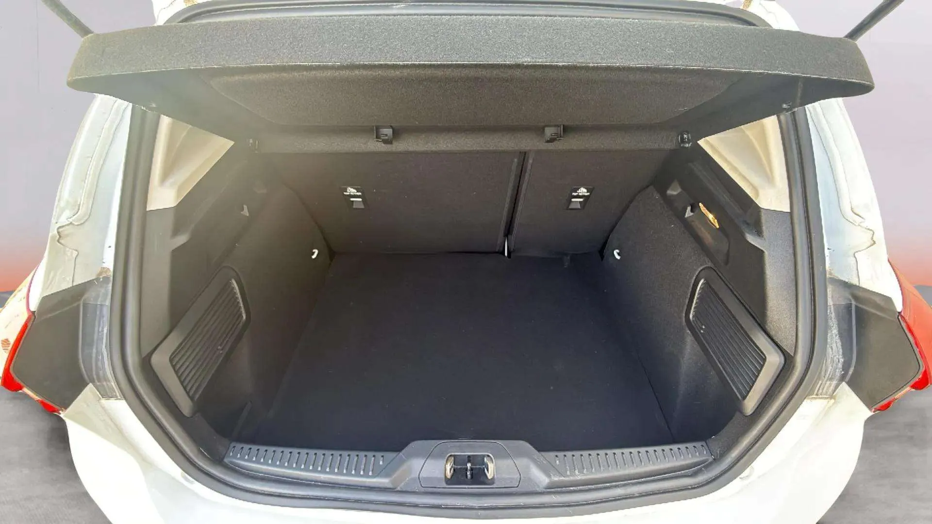 Ford Focus 1.5 EcoBlue Titanium - foto 20