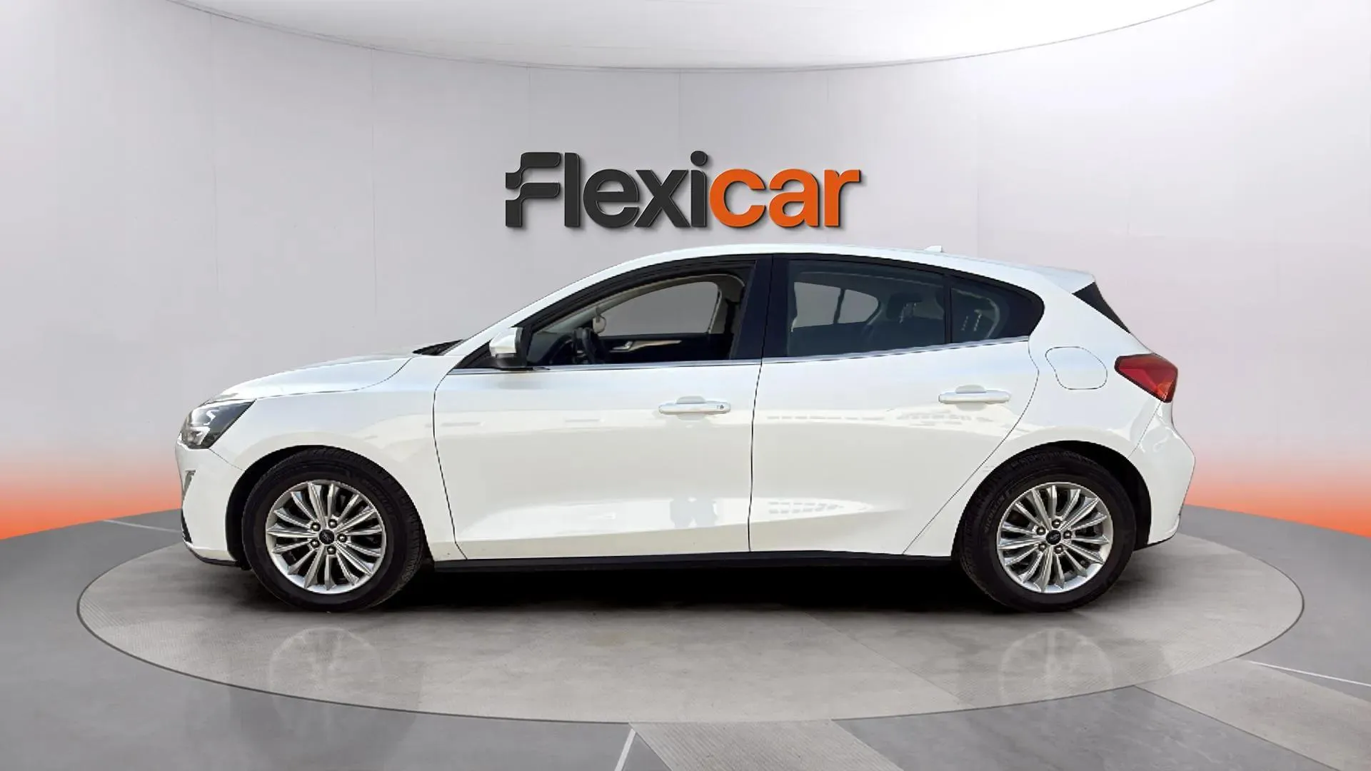 Ford Focus 1.5 EcoBlue Titanium - foto 5